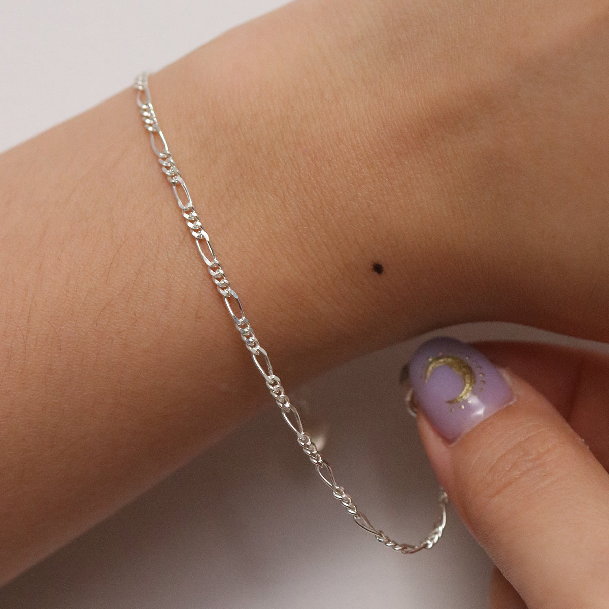Stylish Thick Chain Heart Bracelet for Women - Trendy Layered Jewelry Gift for Valentine's Day, Anniversary & Everyday Wear