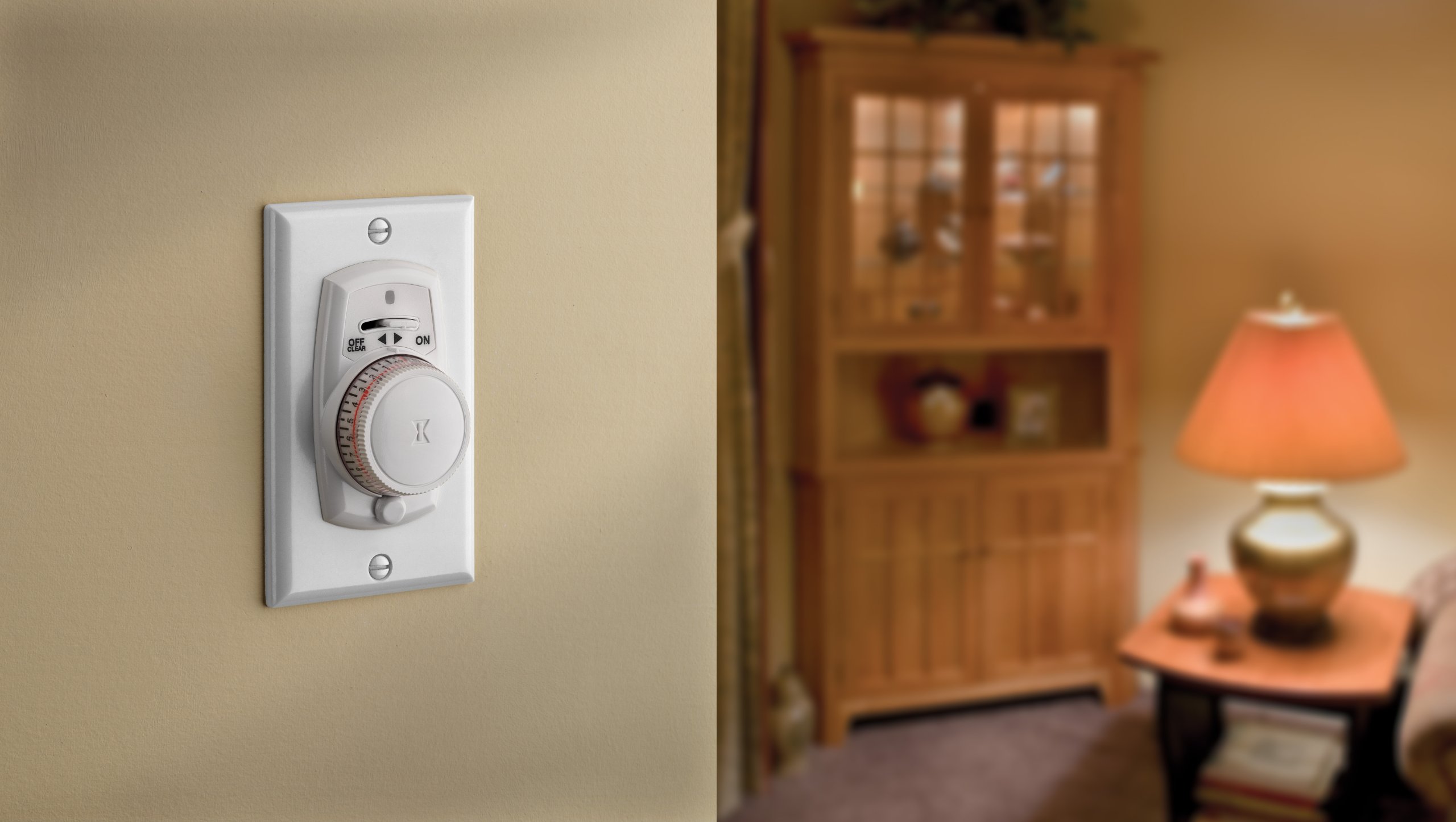 Intermatic EJ351C 120 Volt 24-Hour Programmable Mechanical Security Timer for Home & Outdoor Lighting Control