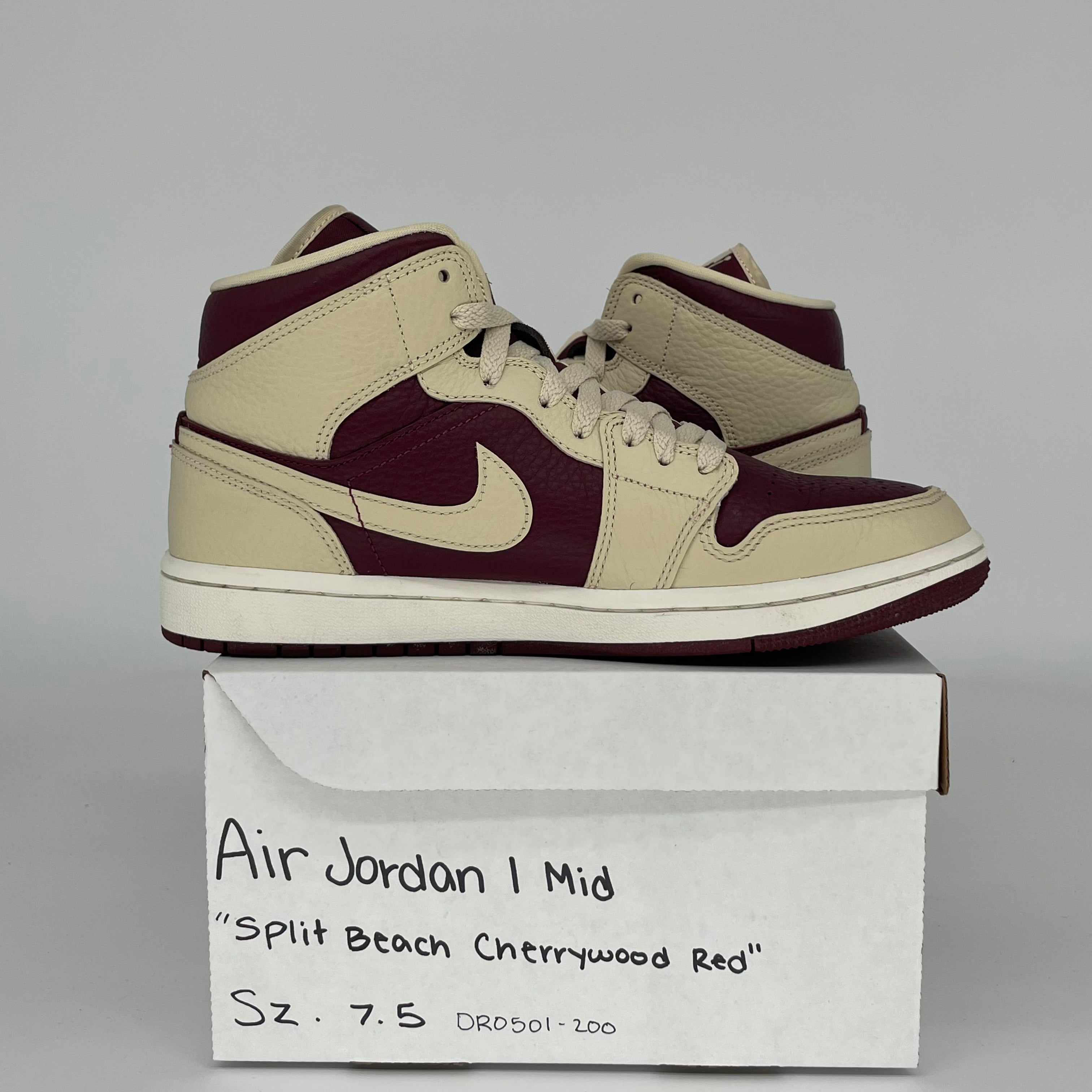 AIR JORDAN 1 MID SPLIT 
