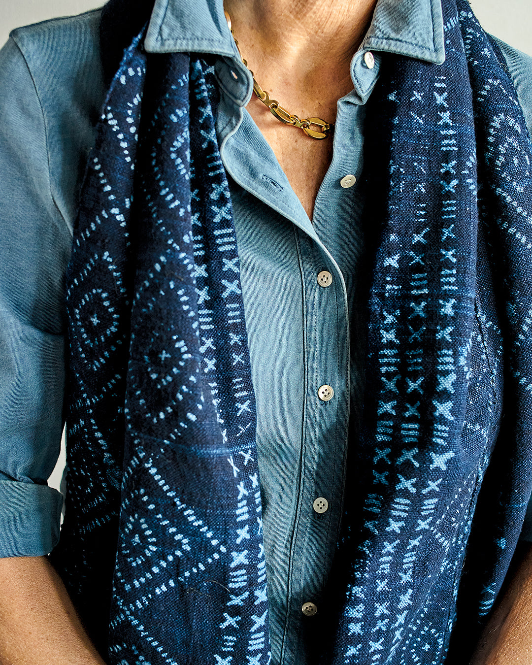 Handmade African Mud Cloth Scarf - 100% Cotton Indigo Dyed - Perfect for Boho Fashion, Home Decor & Gift Giving