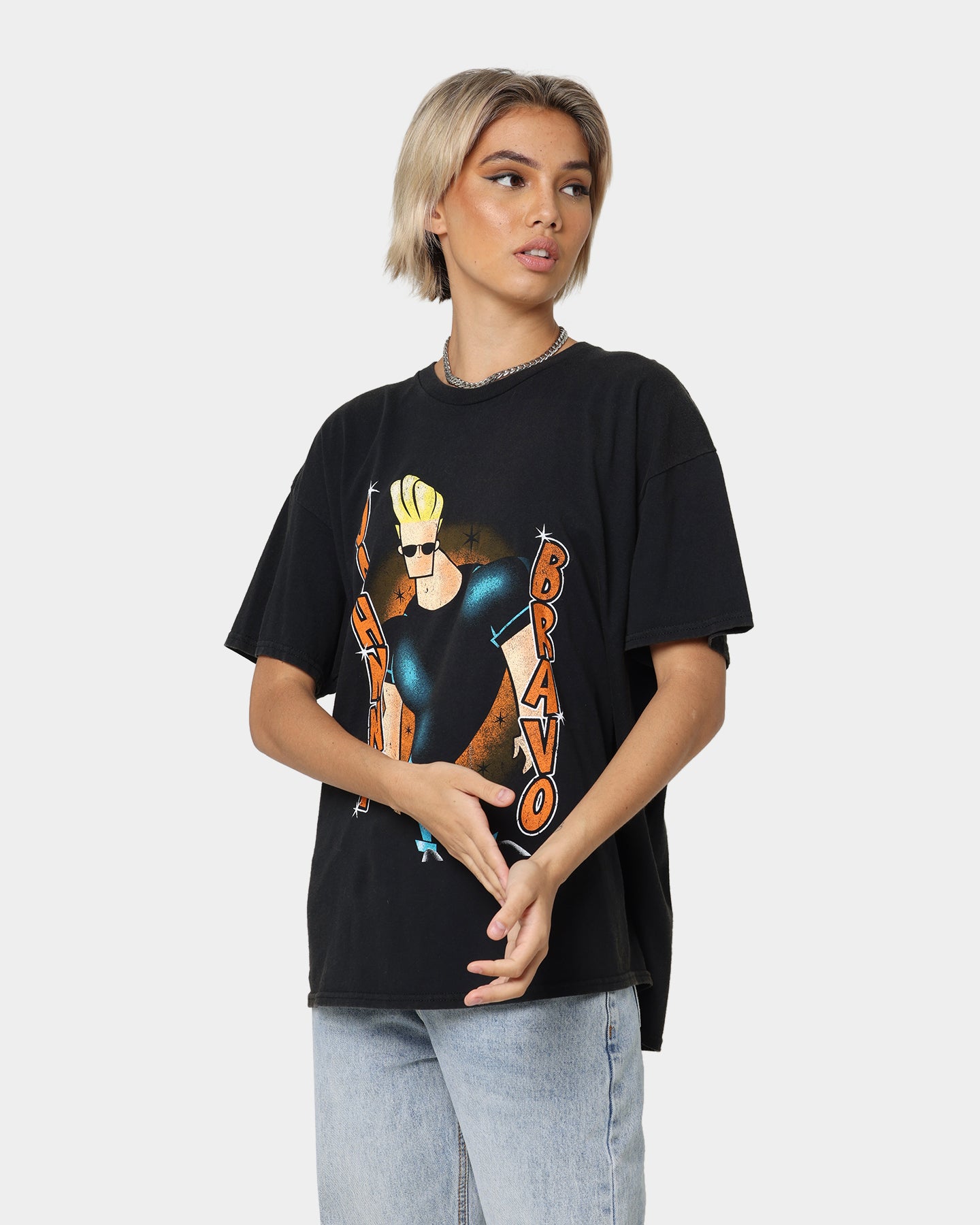 Vintage Johnny Bravo Graphic T-Shirt for Men - Black Washed Retro Style Tee - Perfect for Casual Wear, Cosplay, and 90s Nostalgia Fans