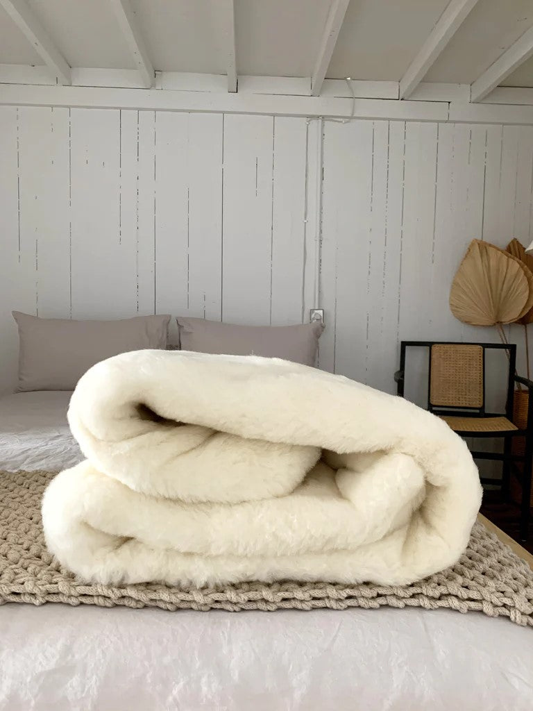 Premium Wool Mattress Topper for Ultimate Comfort & Support - Perfect for Back Pain Relief & Temperature Regulation - Ideal for Beds, Guest Rooms & Camping