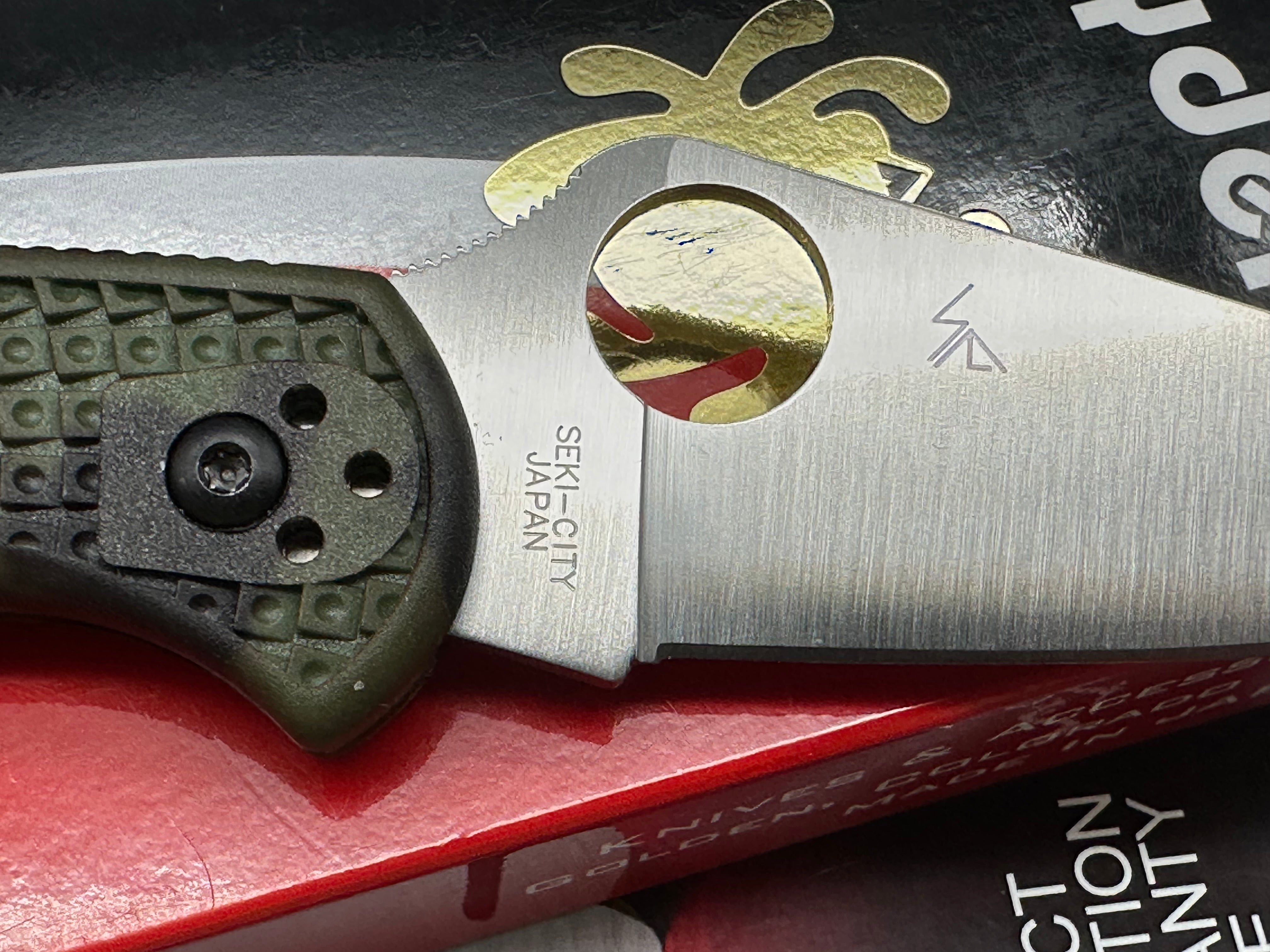 Spyderco Delica 4 Lightweight Folding Knife - 2.89