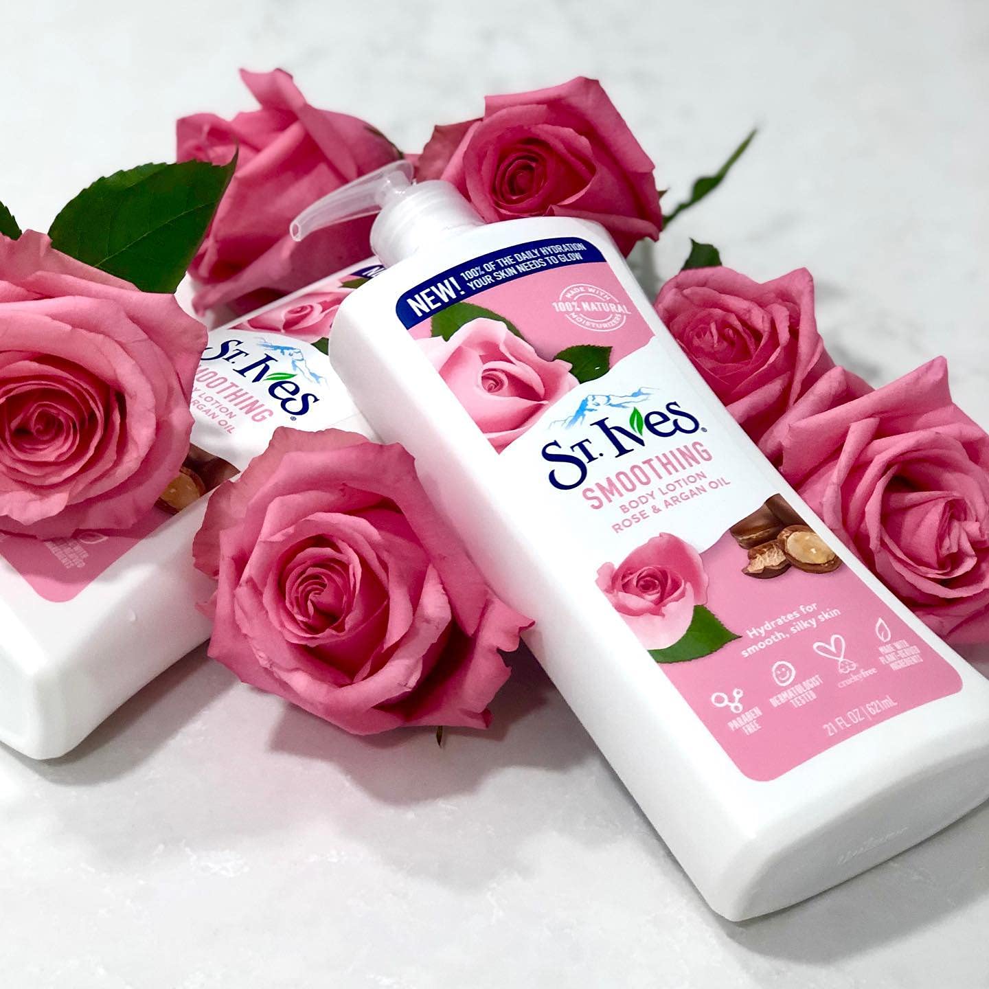 St. Ives Smoothing Rose & Argan Oil Body Lotion - Hydrating & Nourishing Dry Skin Care for Women & Men - Perfect for Daily Moisturizing After Shower or Before Bed