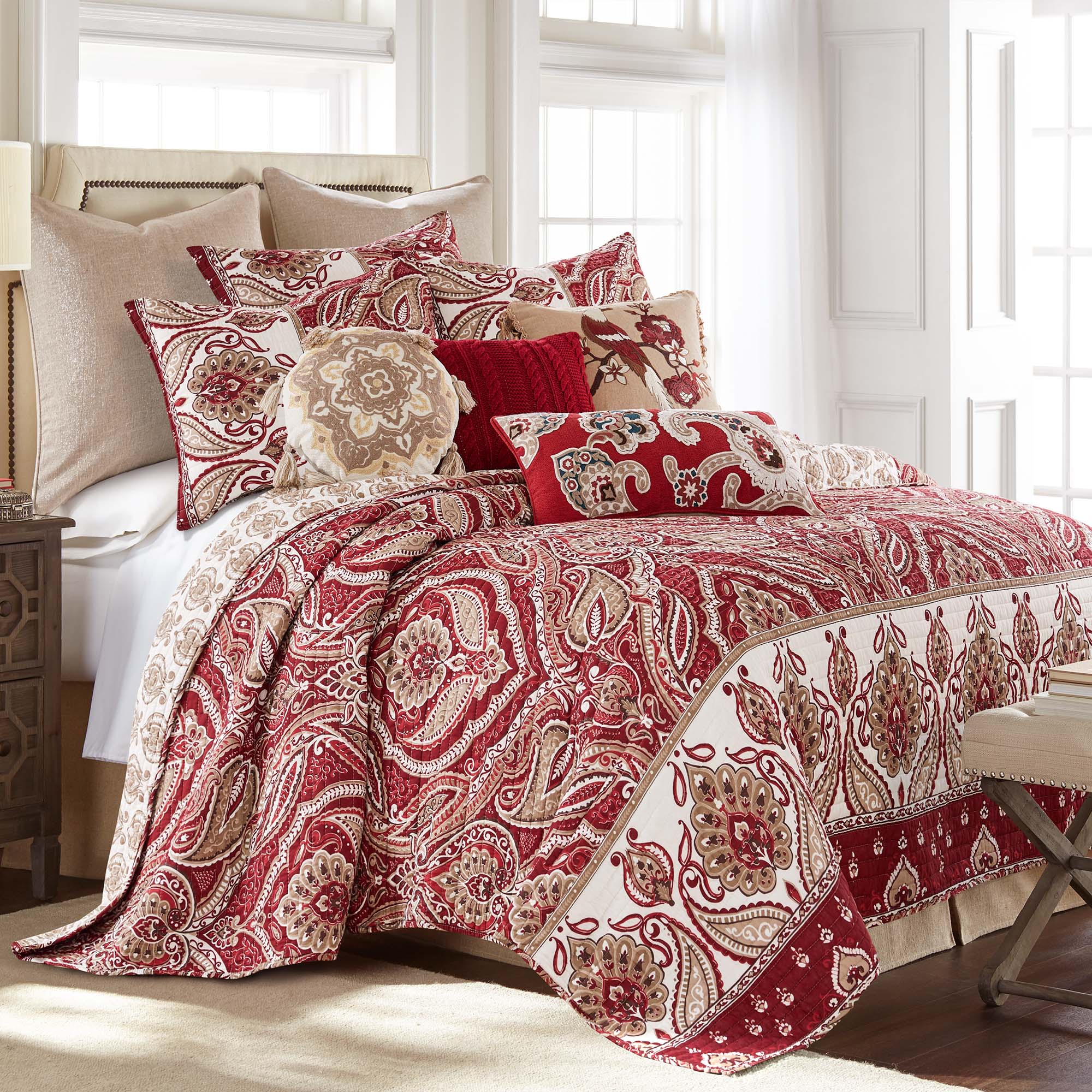 Astrid Quilt - Soft & Cozy All-Season Bedding Set for Home, Hotel & Travel - Lightweight & Breathable Cotton Quilt for Ultimate Comfort