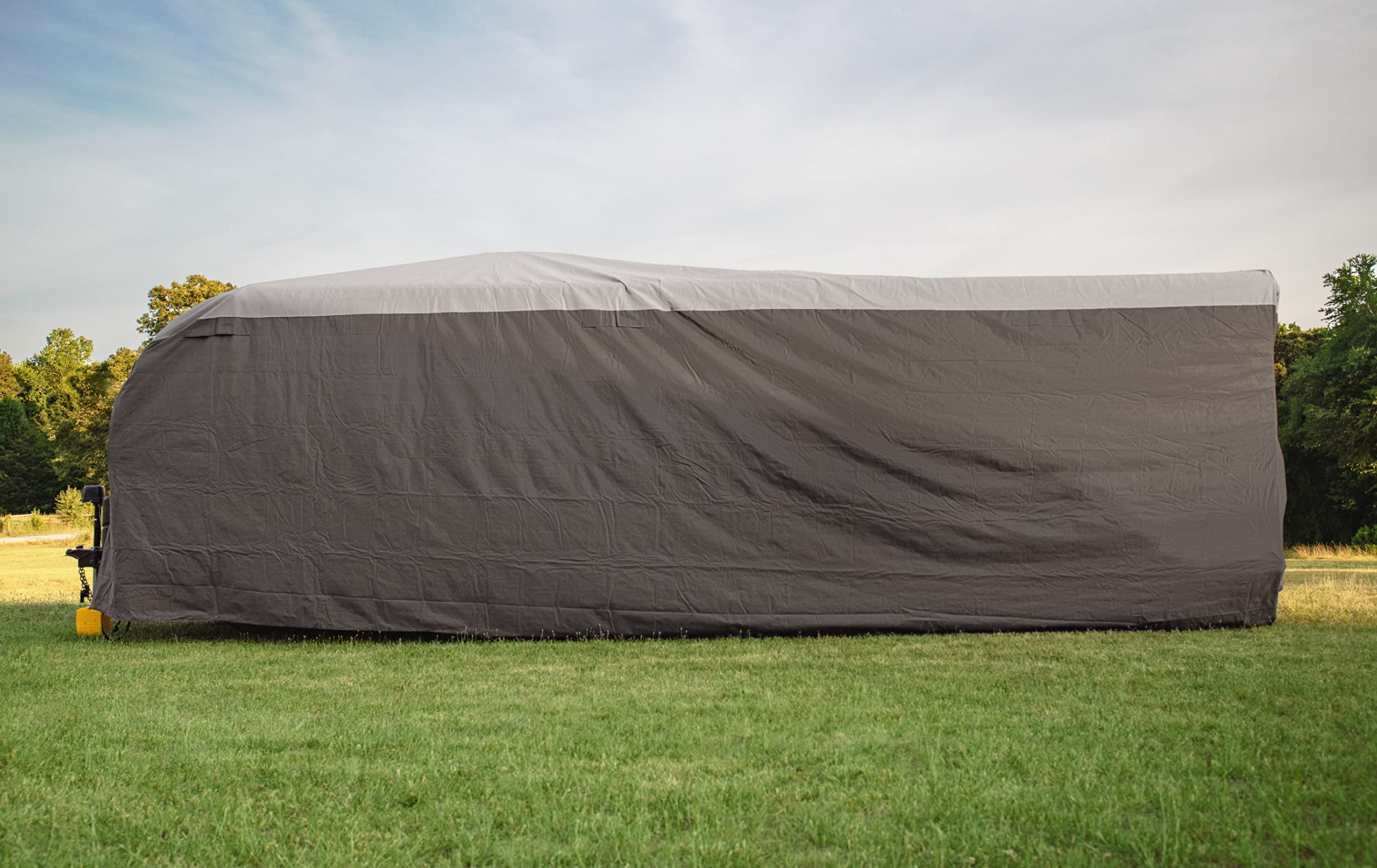 Camco ULTRAGuard 30-32-Foot RV Cover for Travel Trailers & Class C Motorhomes | Zippered Entry Doors & Ventilated Design | Durable Spunbond Polypropylene Material | Includes Storage Bag | Perfect for Winter Storage & Outdoor Protection