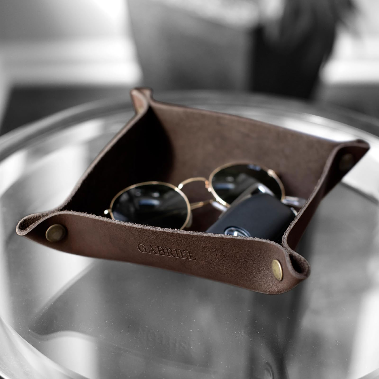 Custom Leather Snap Valet Tray - Personalized Desk Organizer with Name/Initials | 100% Genuine Leather Groomsmen Gift for Men | Handmade in USA | Free Shipping | Perfect for Office, Wedding & Home Organization
