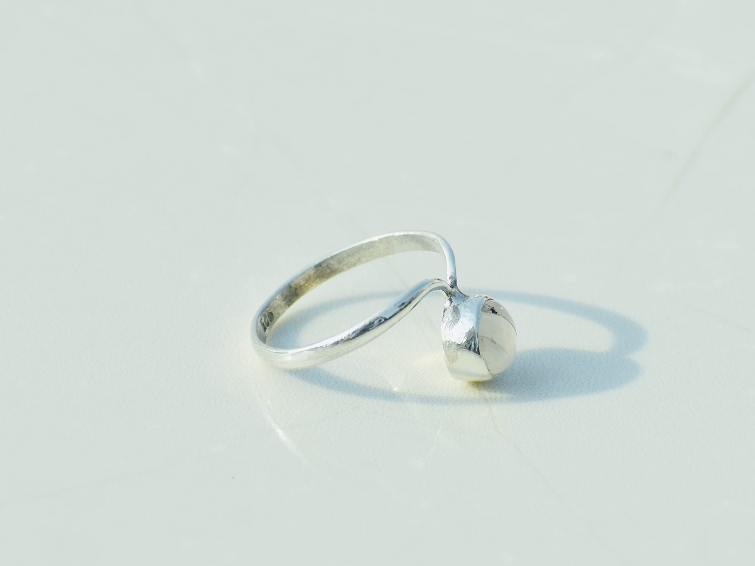 Rainbow Moonstone Ring - 925 Sterling Silver June Birthstone Stackable Dainty Ring for Women - Natural Moonstone Jewelry - Perfect Gift for Her, Birthday, Anniversary & Everyday Wear (Size S)