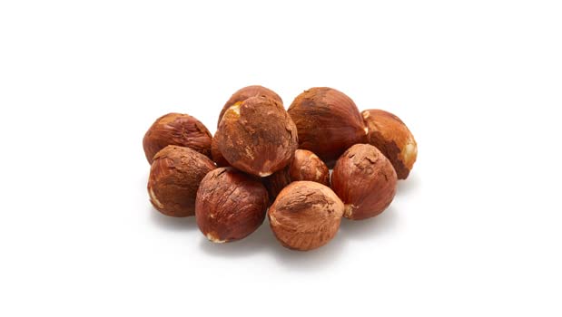 Organic Raw Hazelnuts with Skin, 2.2 lb (35.2 oz) - Gluten-Free, Kosher, Unsalted, Unroasted | High in Fiber & Iron | Healthy Snack for Baking, Cooking, Trail Mix & Desserts | Premium Quality Filberts for Nut Butters, Granola & Vegan Recipes