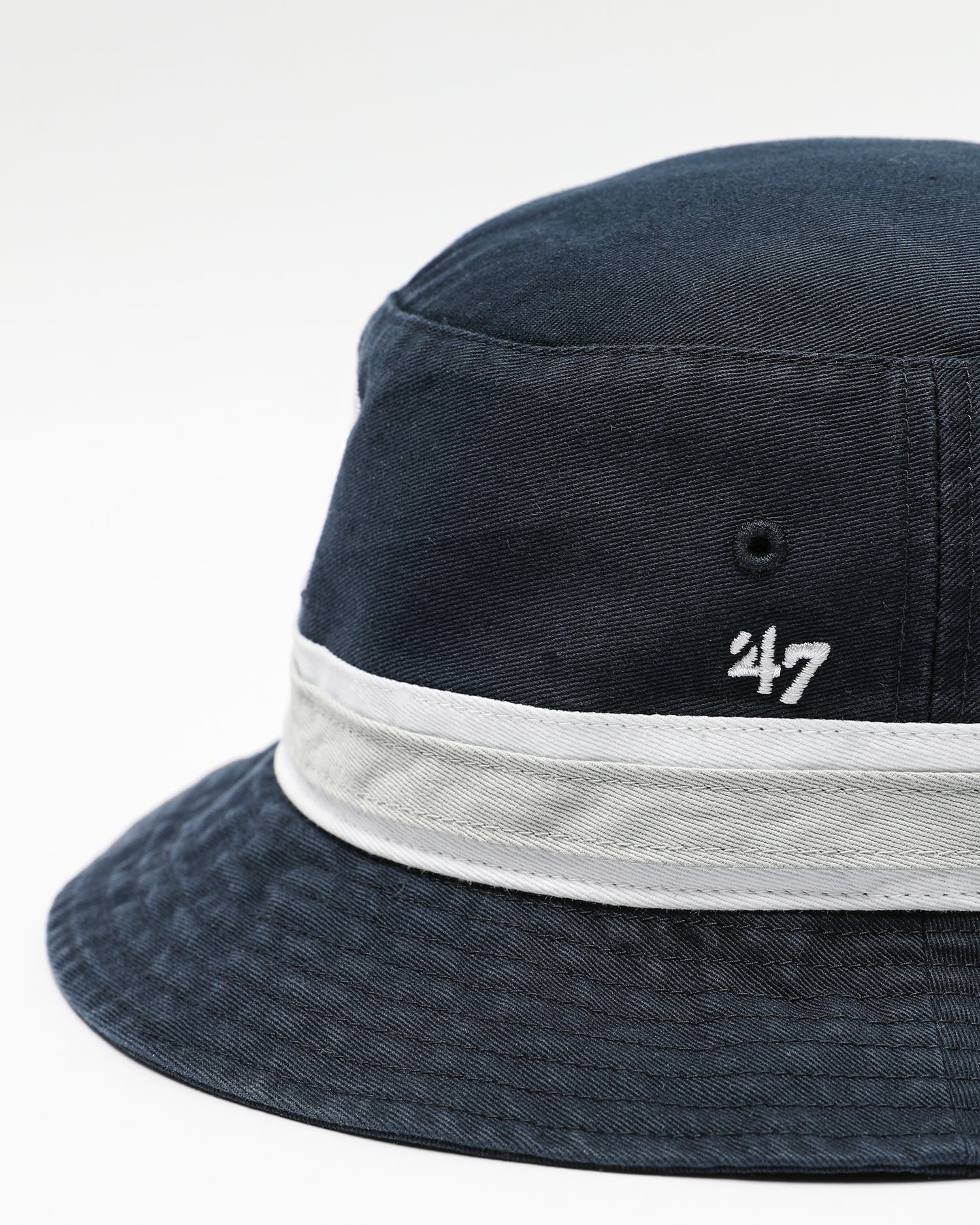 47 Brand New York Yankees Navy Striped Bucket Hat - Official MLB Baseball Cap for Men & Women - Perfect for Games, Outdoor Activities & Fashion