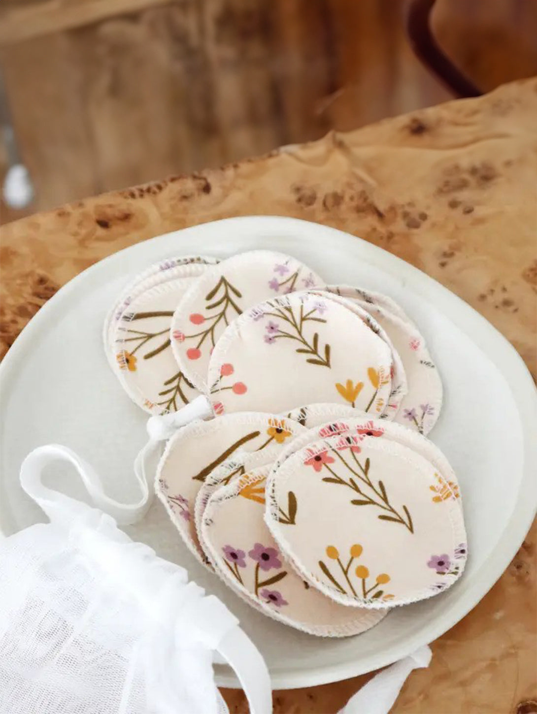 Organic Cotton Rounds for Makeup Removal & Skincare | Soft Reusable Facial Pads | Eco-Friendly Cream Bouquets | Perfect for Daily Cleansing, Toner Application & Nail Polish Removal