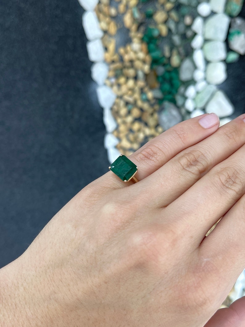 6.28ct 14K Gold Dark Green Emerald Cut East-West Solitaire Engagement Ring for Women - Perfect for Proposals, Anniversaries & Special Occasions