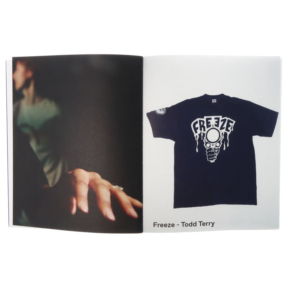 Chaotic Harmony Graphic Tee - Unique DJ Deep Collection - Stylish & Comfortable Cotton T-Shirt for Music Lovers, Streetwear & Casual Outfits