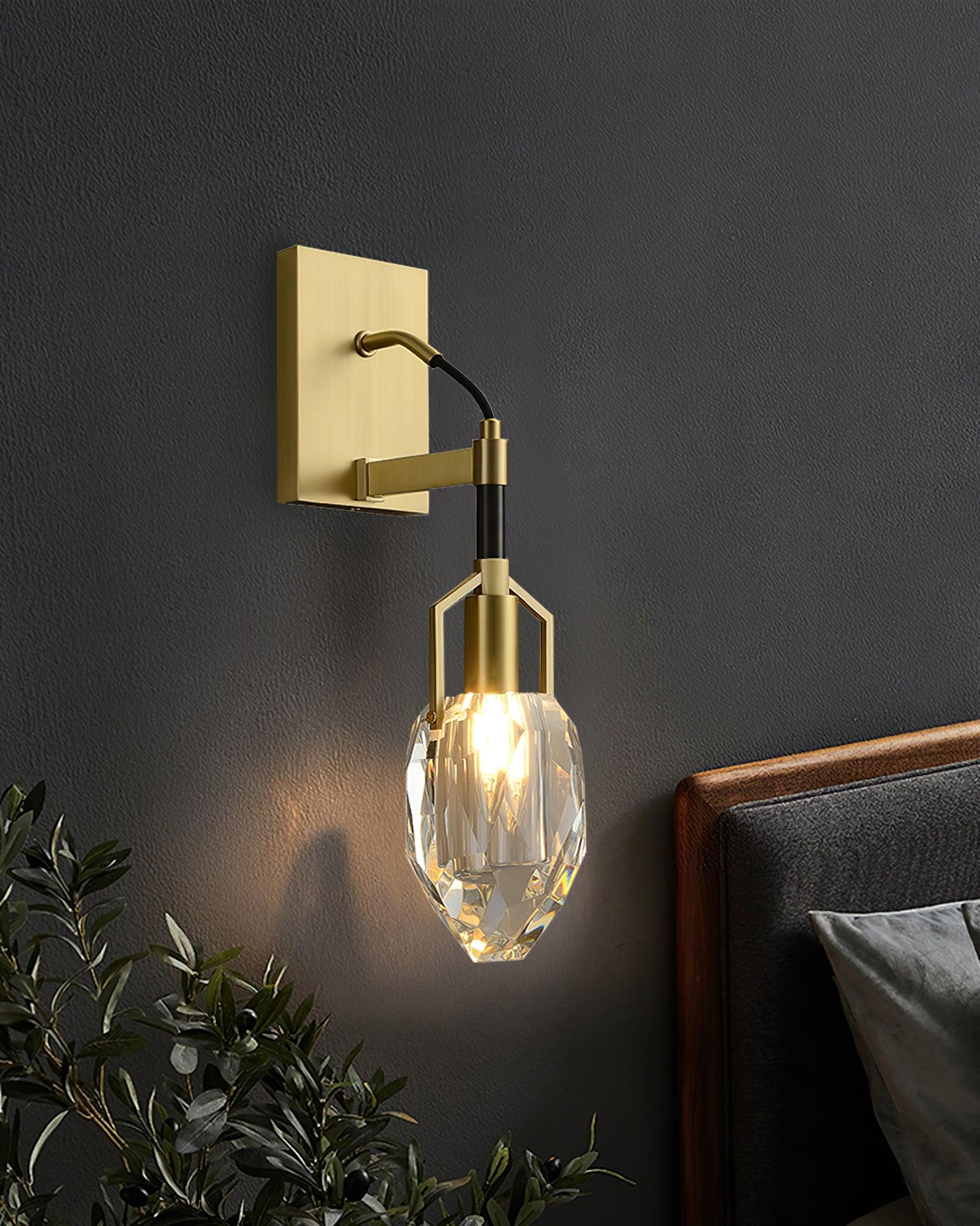 Lavilla Modern Wall Lamp - Sleek LED Sconce Light for Bedroom, Living Room & Hallway - Energy Efficient Indoor Lighting Fixture - Perfect for Home Decor & Ambient Lighting