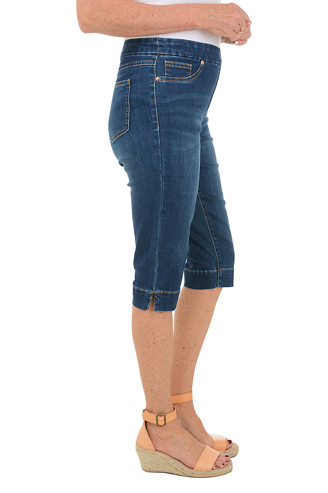 Stylish Women's Denim Clamdigger Pants - High Waisted Cropped Jeans for Summer | Perfect for Beach, Casual Outings & Vacation Wear