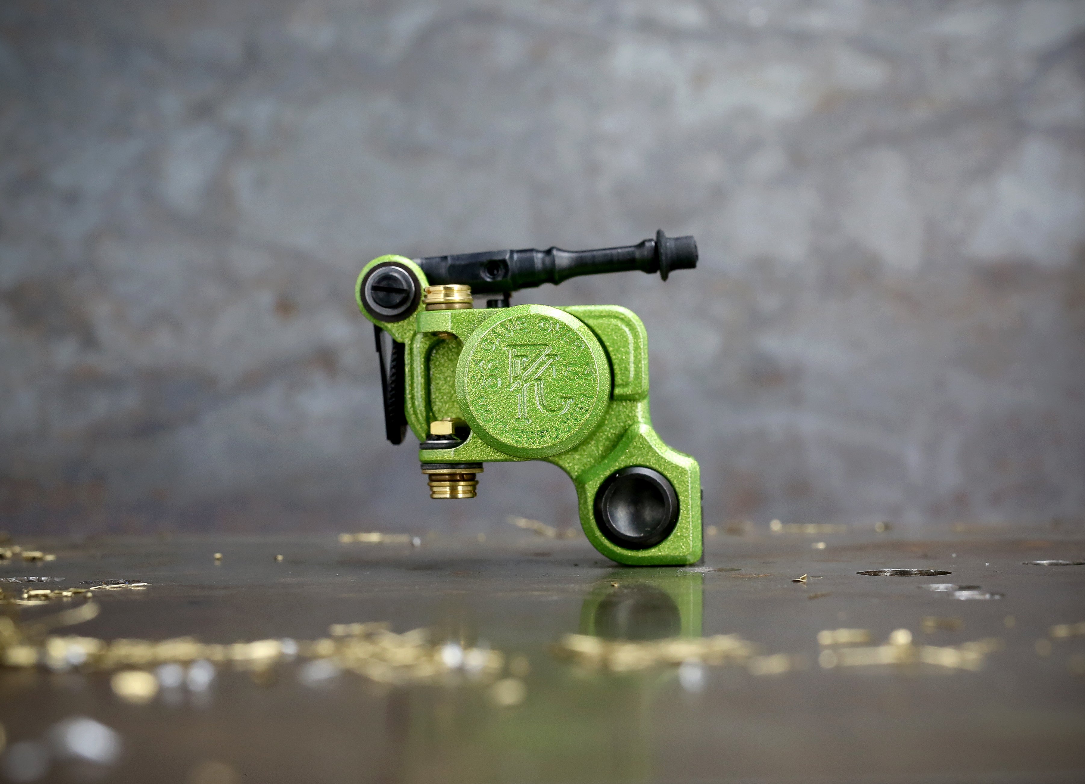Dan Kubin Sidewinder 46er Sour Apple E-Liquid - Premium Vape Juice for Sub-Ohm Tanks - Refreshing Green Apple Flavor - Perfect for All-Day Vaping & Cloud Chasing