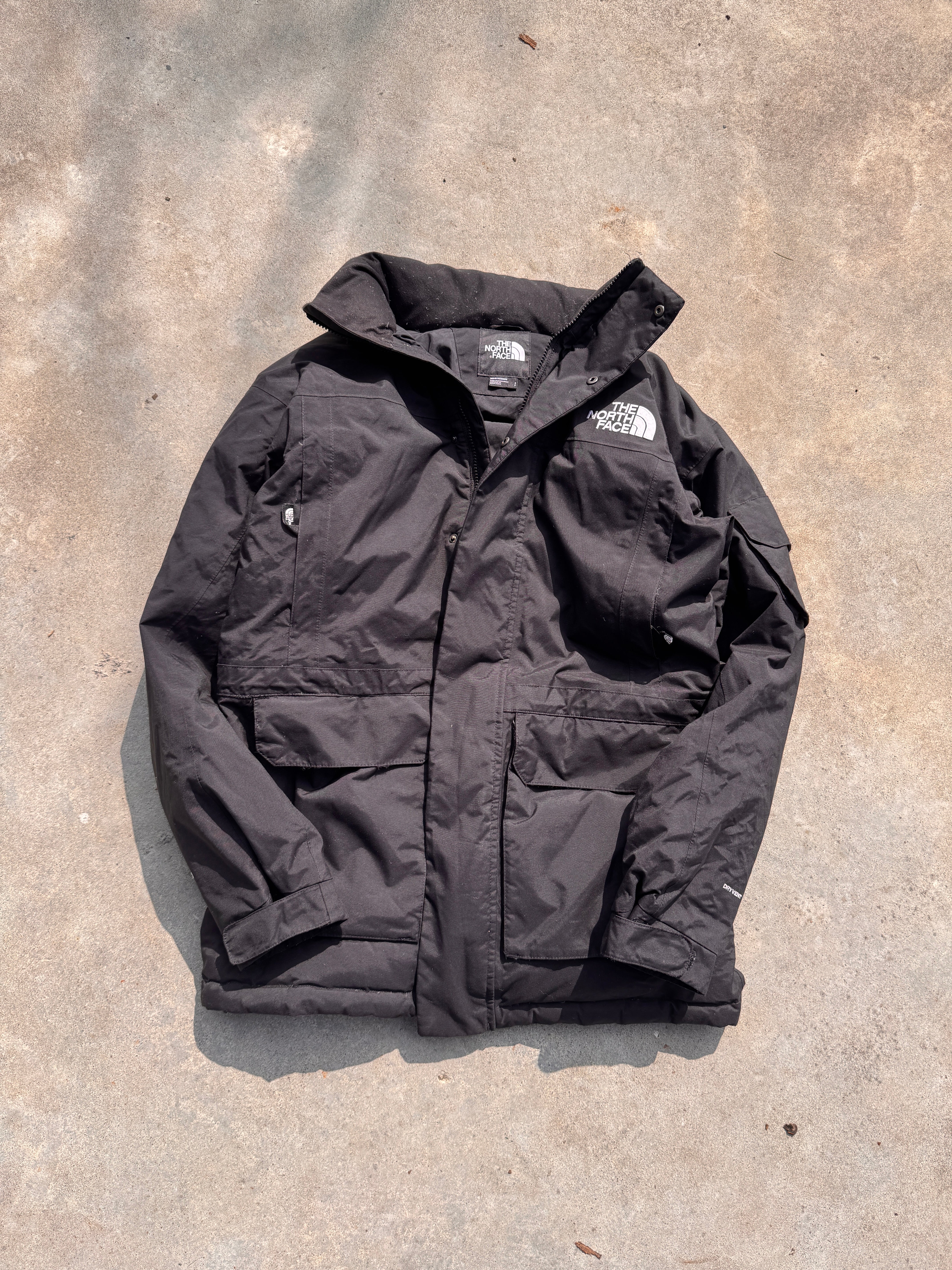 The North Face Women's S Size Puffer Jacket - Lightweight Warm Winter Coat for Outdoor Activities & Daily Wear