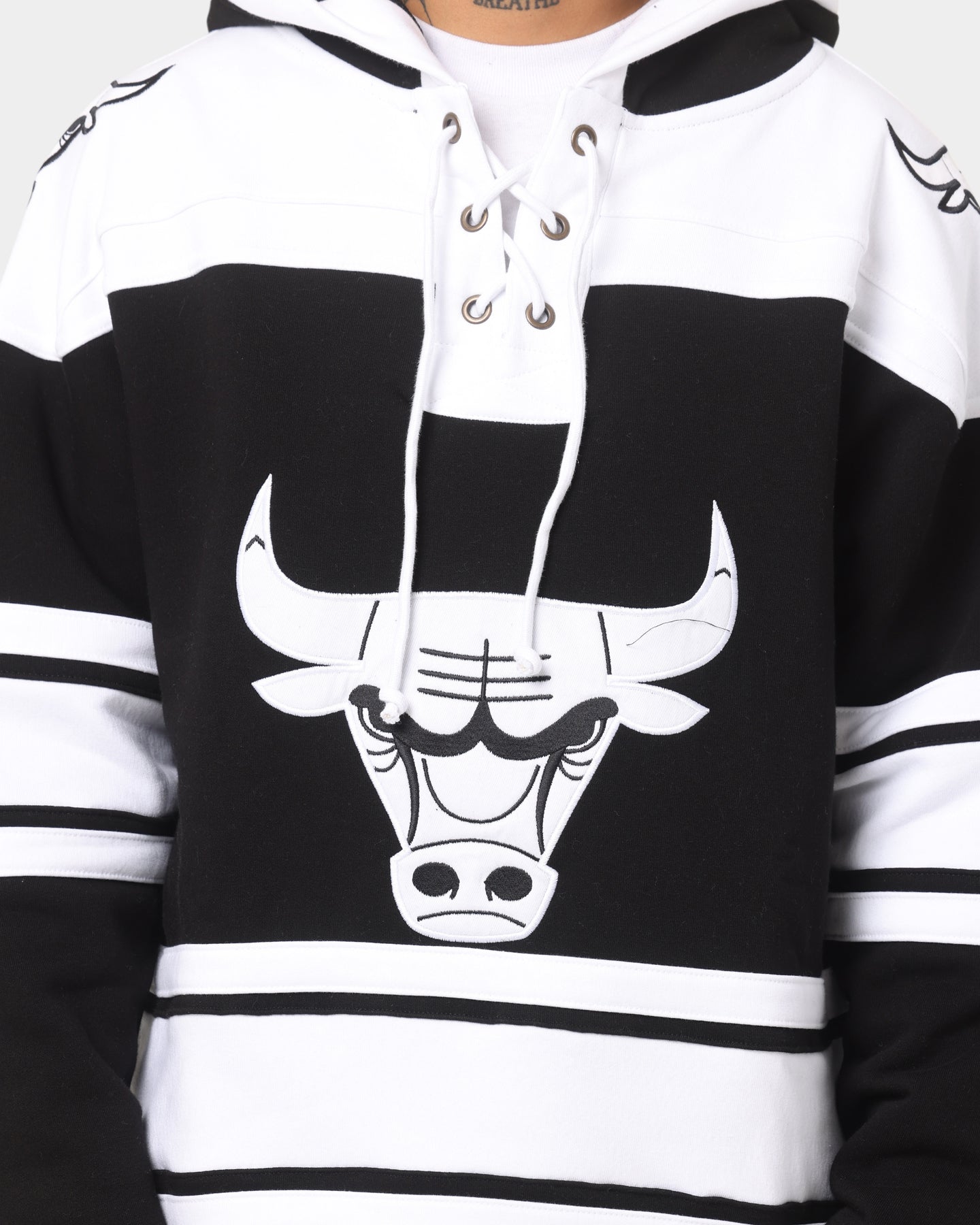 Chicago Bulls NBA '47 Superior Lacer Hoodie - Jet Black - Men's Basketball Fan Apparel for Game Day & Casual Wear