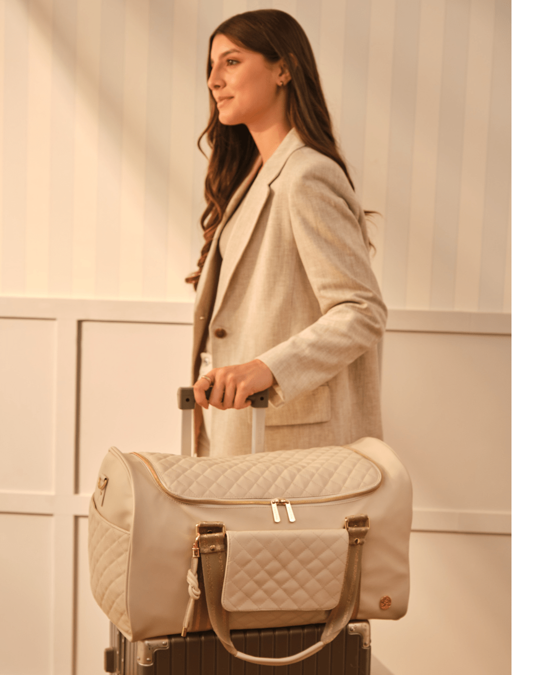 Mama Mia Weekender Bag - Stylish & Spacious Travel Tote for Women | Perfect for Weekend Getaways, Gym, Work & Beach Trips | Ecru Color