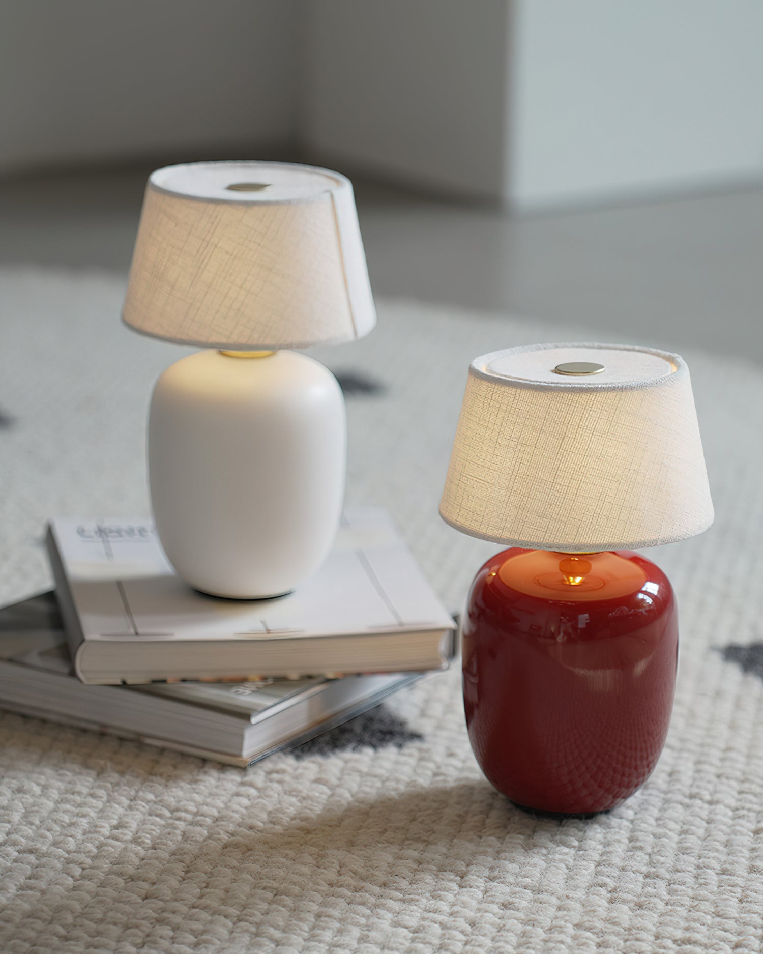 Como Petite Table Lamp - Modern Small Nightstand Lamp for Bedroom, Living Room, Office - Soft Warm White Light, Touch Control, USB Charging - Perfect for Reading, Relaxing & Home Decor
