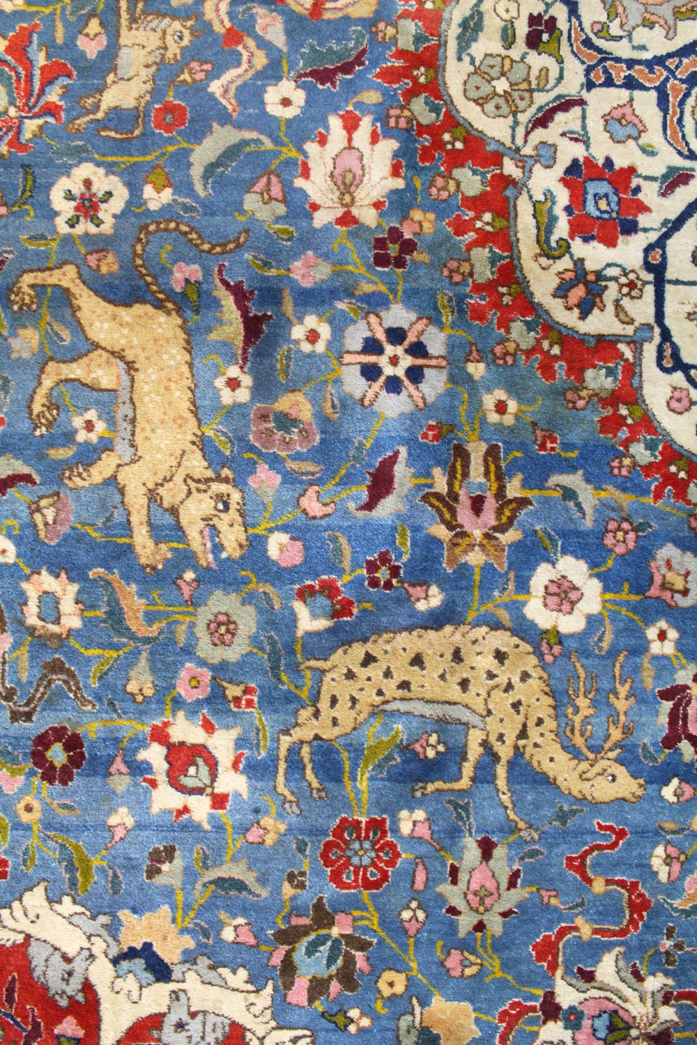 Antique Hunting Tabriz Handwoven Traditional Persian Rug JF8223 - Perfect for Living Room, Bedroom & Home Decor