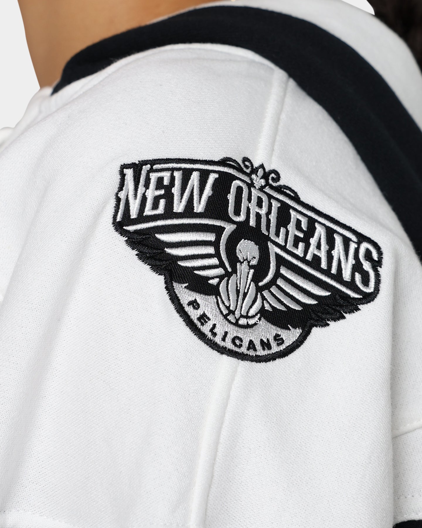 47 Brand New Orleans Pelicans Superior Lacer Hoodie - Jet Black NBA Fan Apparel for Men & Women - Perfect for Game Day, Casual Wear & Basketball Enthusiasts