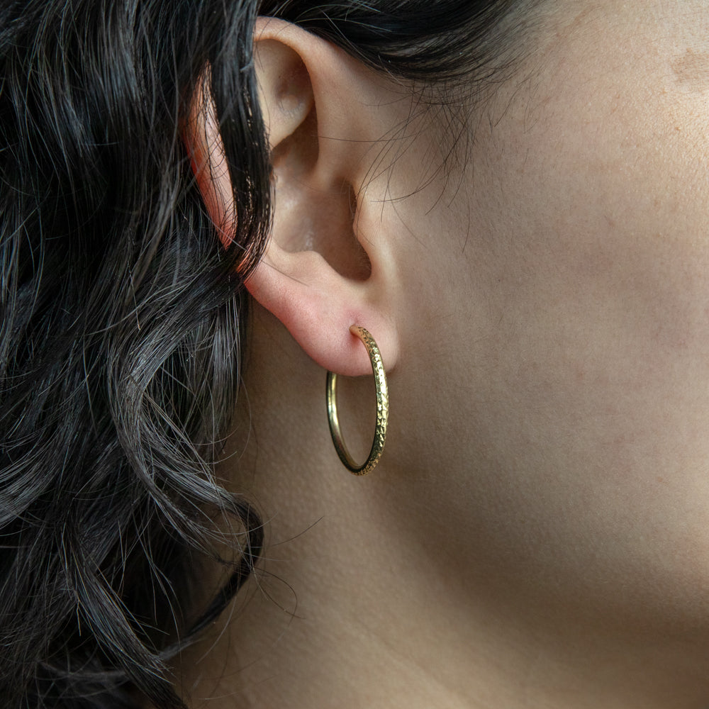 9ct Silver Filled Yellow Gold Diamond Cut 20mm Sleeper Earrings for Women - Hypoallergenic Hoop Earrings for Everyday Wear, Gift for Her, Sleep & Comfort