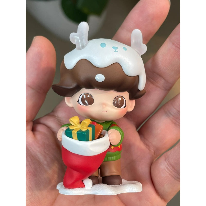 DIMOO Christmas Gift Figure - Limited Edition Collectible Toy for Holiday Decorations & Gifts - Perfect for Christmas Tree Ornaments, Stocking Stuffers & Festive Home Decor