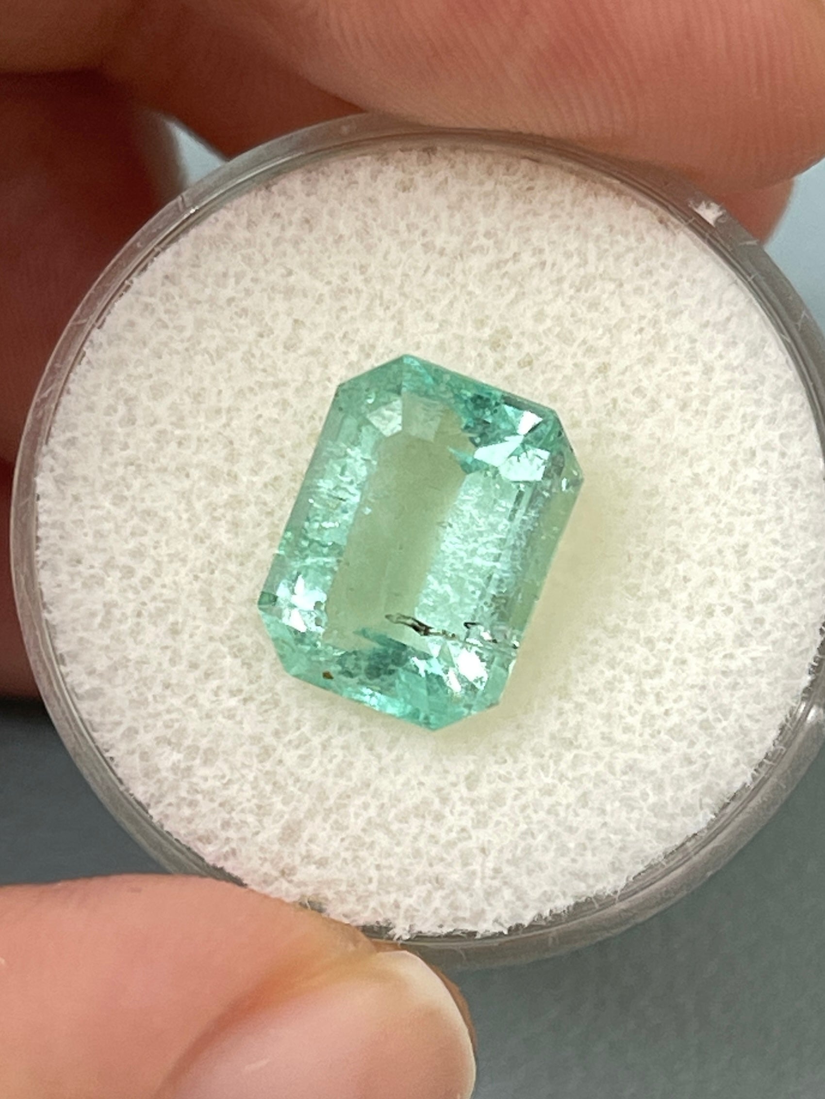 4.06 Carat 11x9mm Natural Colombian Emerald Loose Gemstone - Classic Emerald Cut, Light Green with Freckles for Jewelry Making, Engagement Rings & Fine Collections