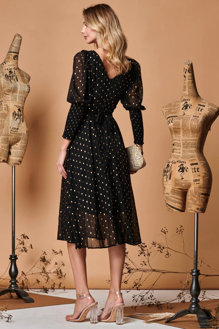 Elegant Metallic Chiffon Puff Sleeve Midi Dress in Black - Perfect for Evening Parties, Weddings & Special Occasions