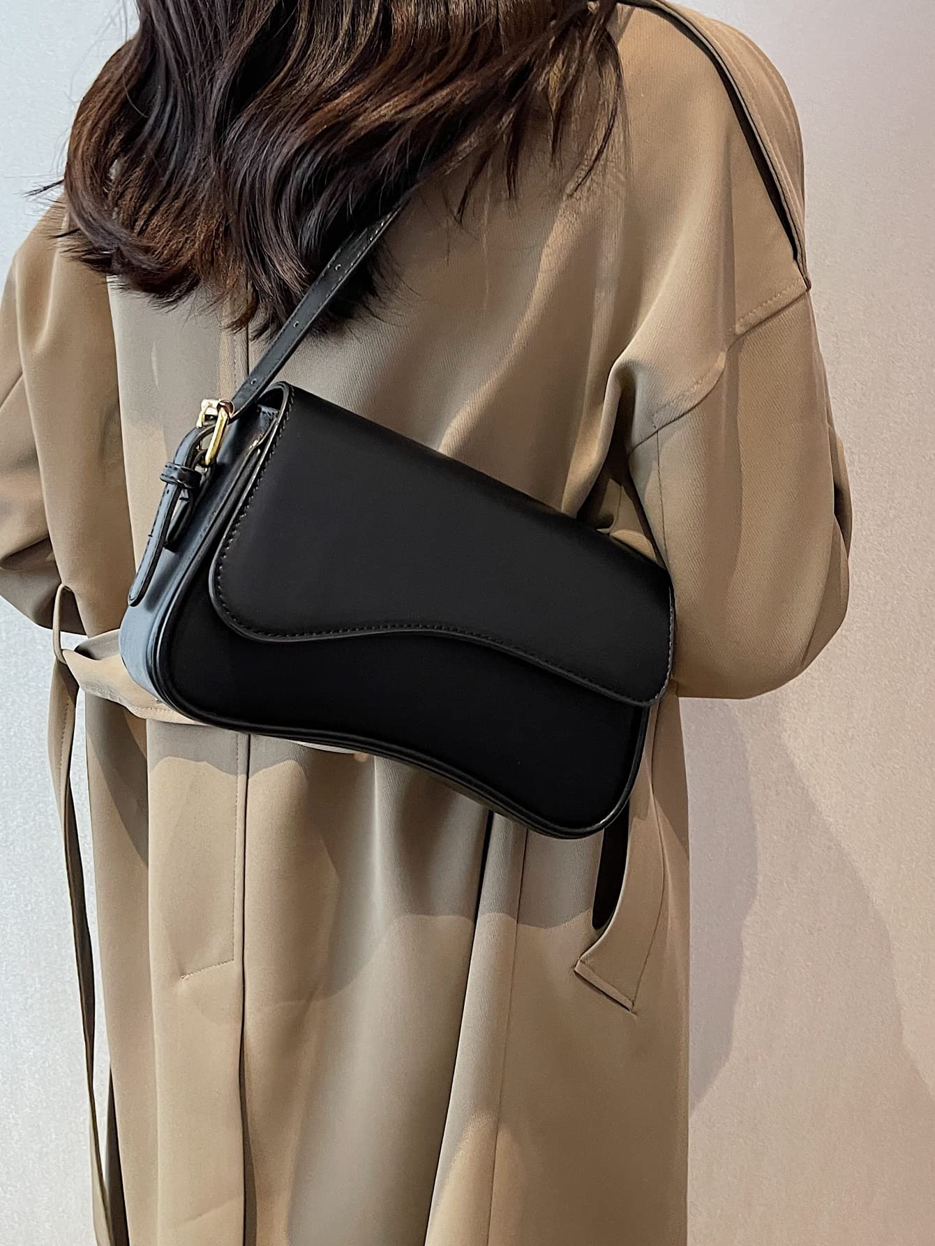 Verdusa Women's Genuine Leather Shoulder Bag - Trendy Hobo Crossbody Handbag with Y2K Saddle Flap Design - Perfect for Work, Travel & Evening Events