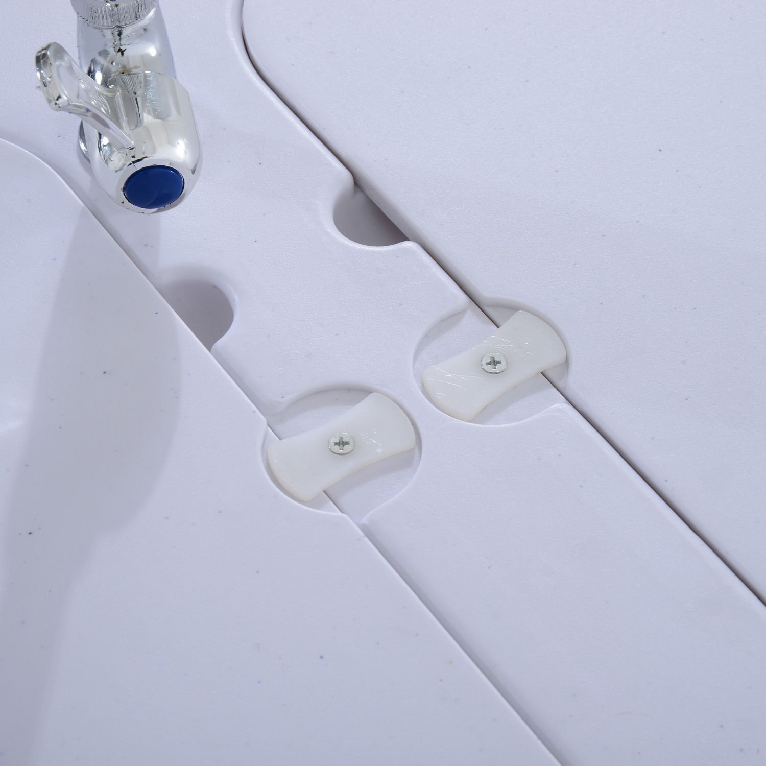 Portable Fish Cleaning Table with Folding Faucet Sink - 39.8