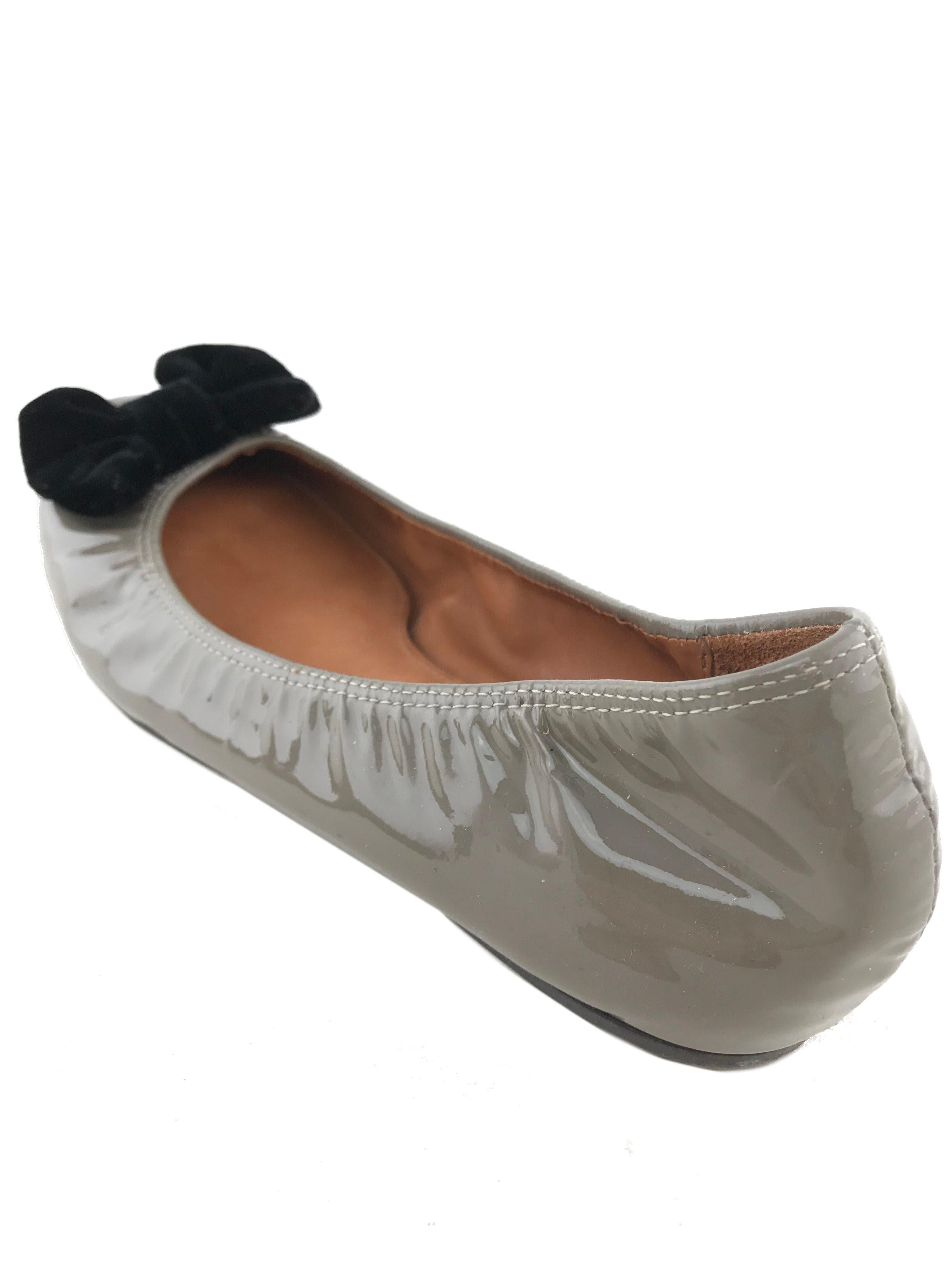 Lanvin Women's Size 8.5 Patent Leather Ballet Flats with Bow Embellishment - Elegant Comfort for Work, Parties & Special Occasions