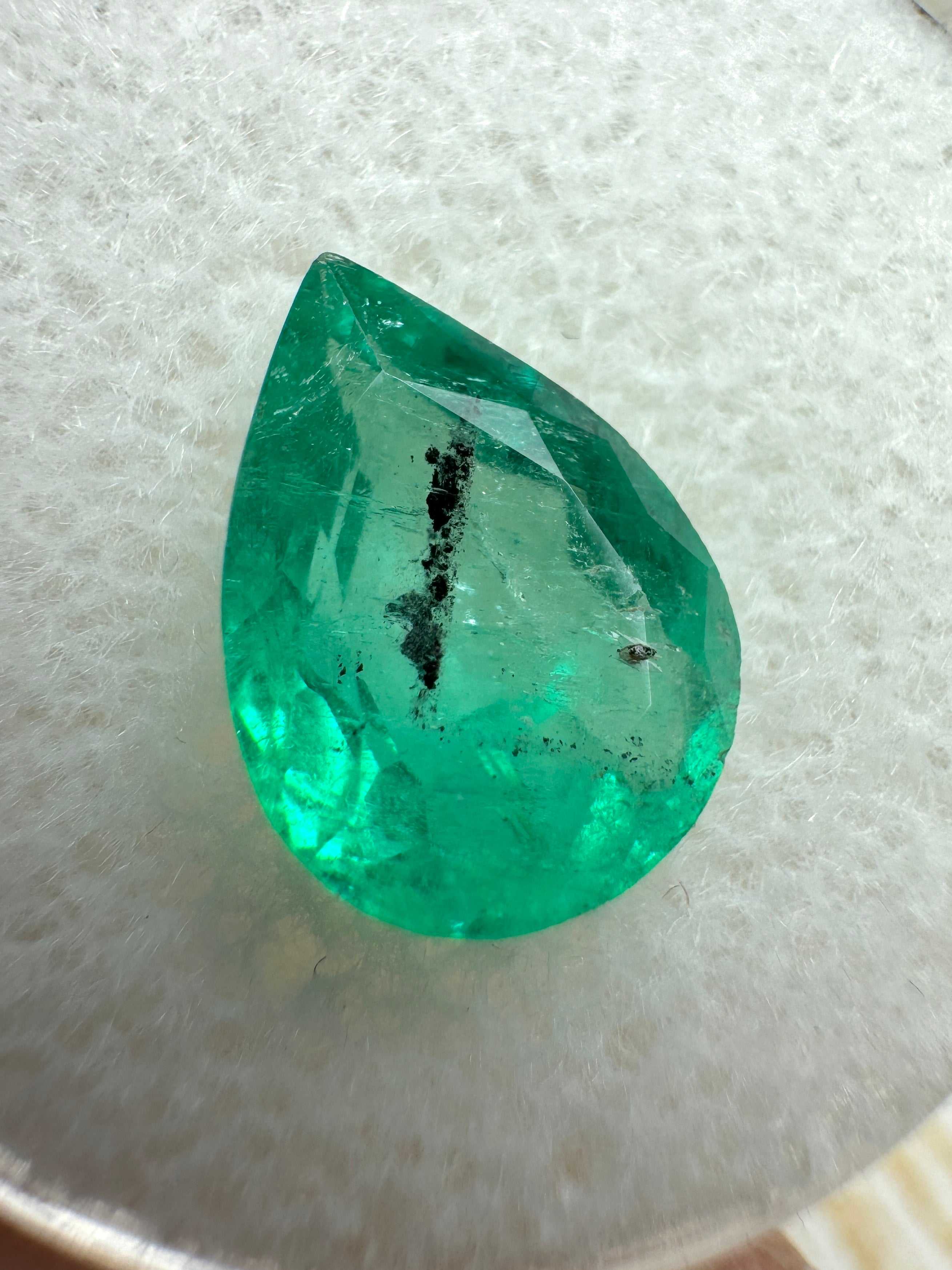2.77 Carat Natural Green Colombian Emerald Pear Cut Loose Gemstone for Jewelry Making - Engagement Rings, Necklaces & Earrings