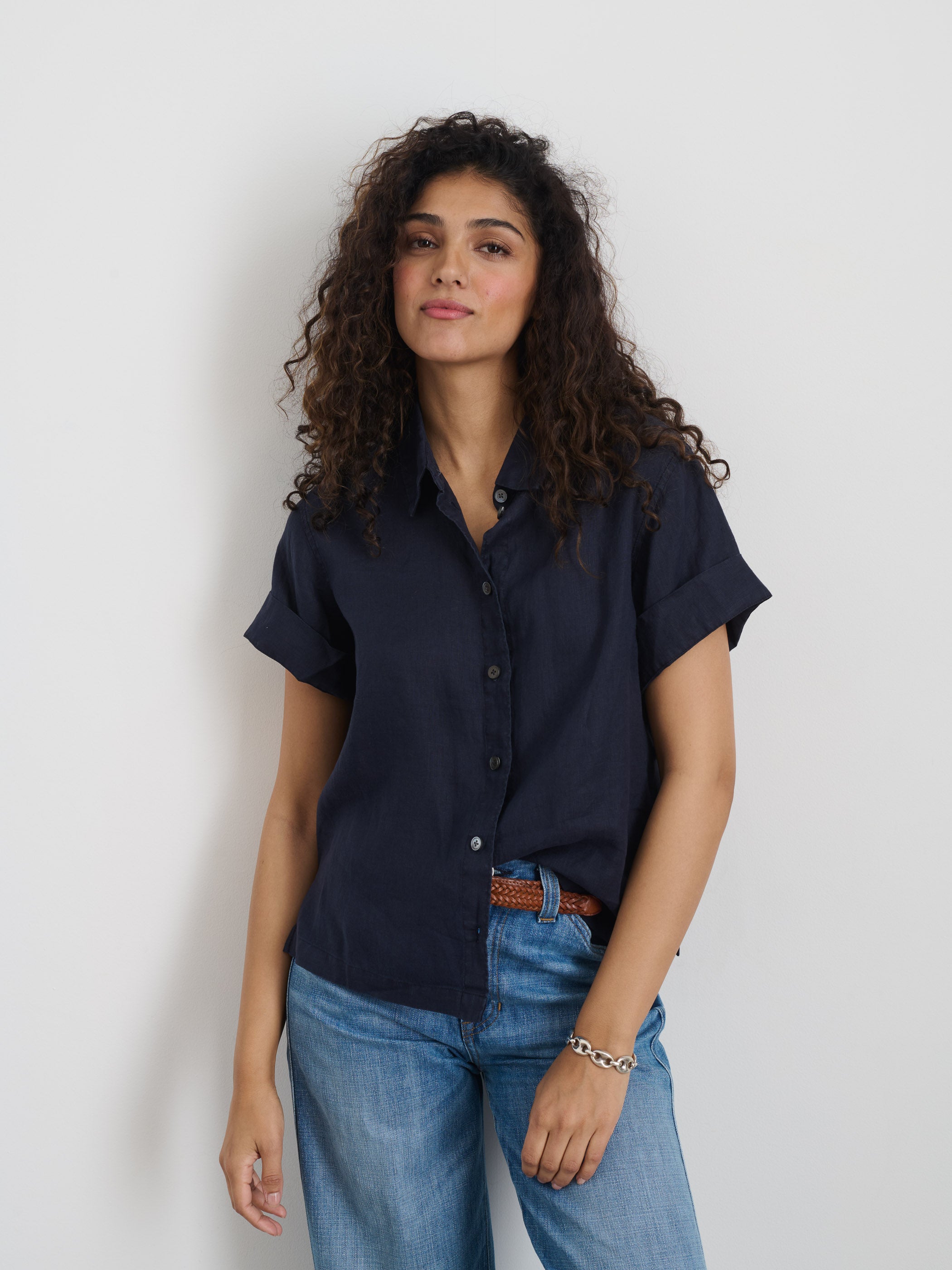 Stylish Maddie Linen Shirt for Women - Breathable & Comfortable Summer Blouse - Perfect for Casual Outings, Office Wear & Vacation