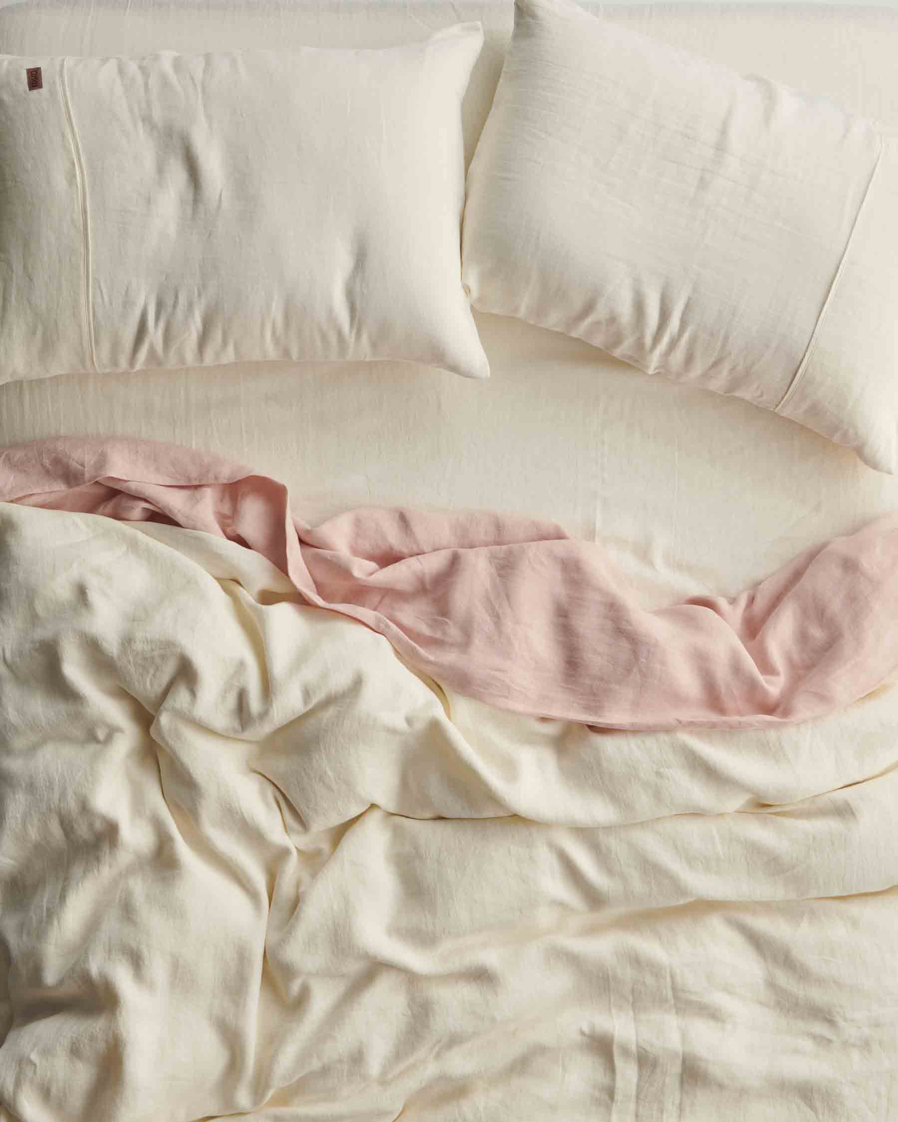 Premium Cloud Dancer Linen Fitted Sheet - Queen Size, Breathable & Wrinkle-Resistant - Perfect for Bedroom, Guest Room & Vacation Homes (US)