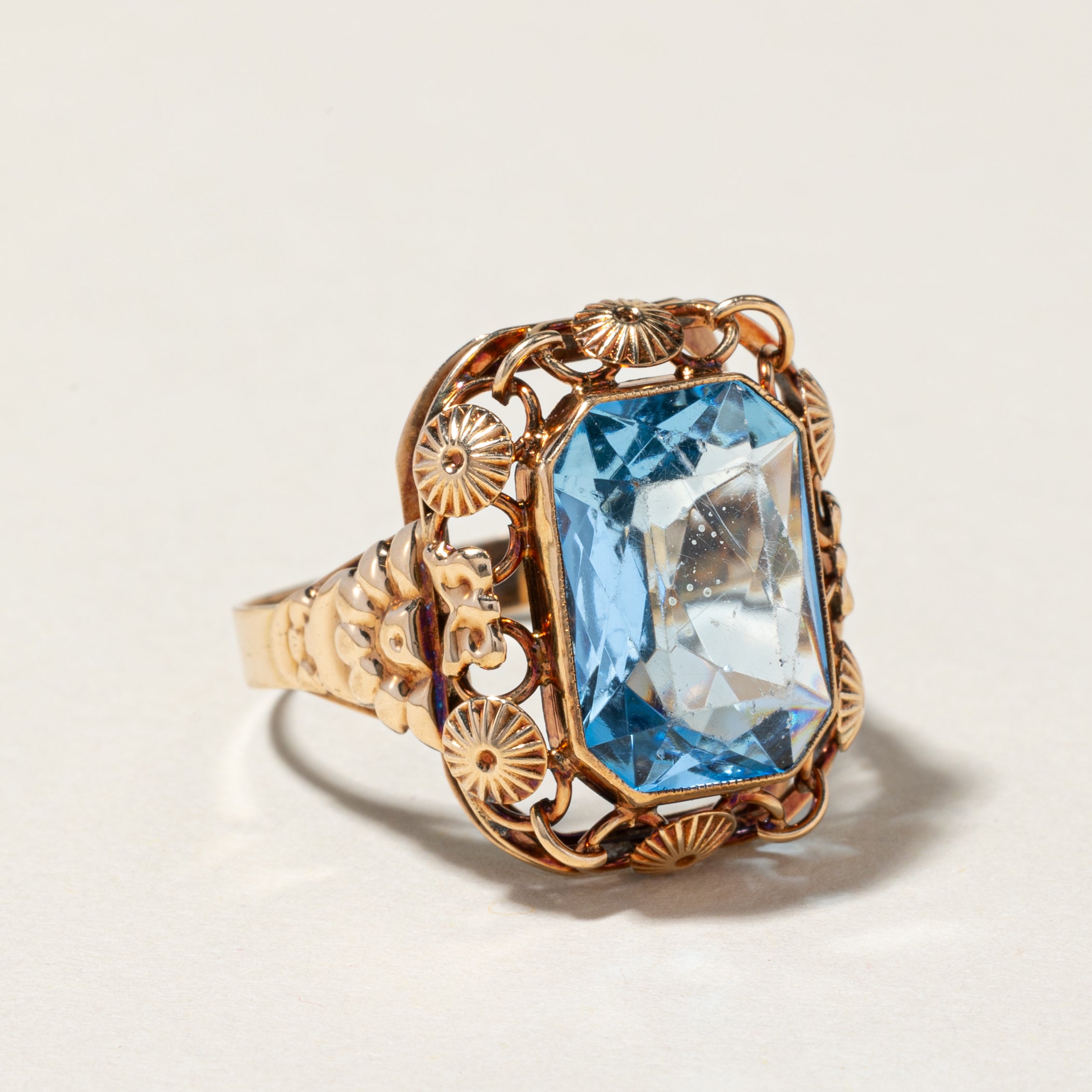 Exquisite 7.00ct Blue Glass Scissor Cut Ornate Ring - Size 9 | Vintage Inspired Jewelry for Women | Perfect for Weddings, Parties & Special Occasions