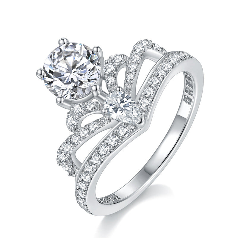 6.5mm Round Cut Moissanite Engagement Ring for Women - Crown Shape Wedding Band, Promise Ring, Anniversary Gift (Perfect for Proposals, Bridal Jewelry & Special Occasions)