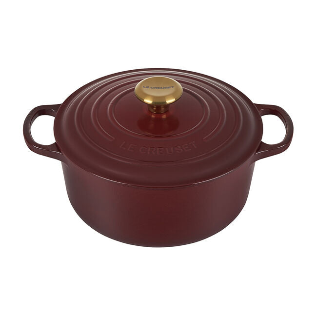 Le Creuset 7.25 Quart Round Dutch Oven - Enameled Cast Iron Cookware for Braising, Baking & Slow Cooking - Perfect for Soups, Stews & Family Dinners