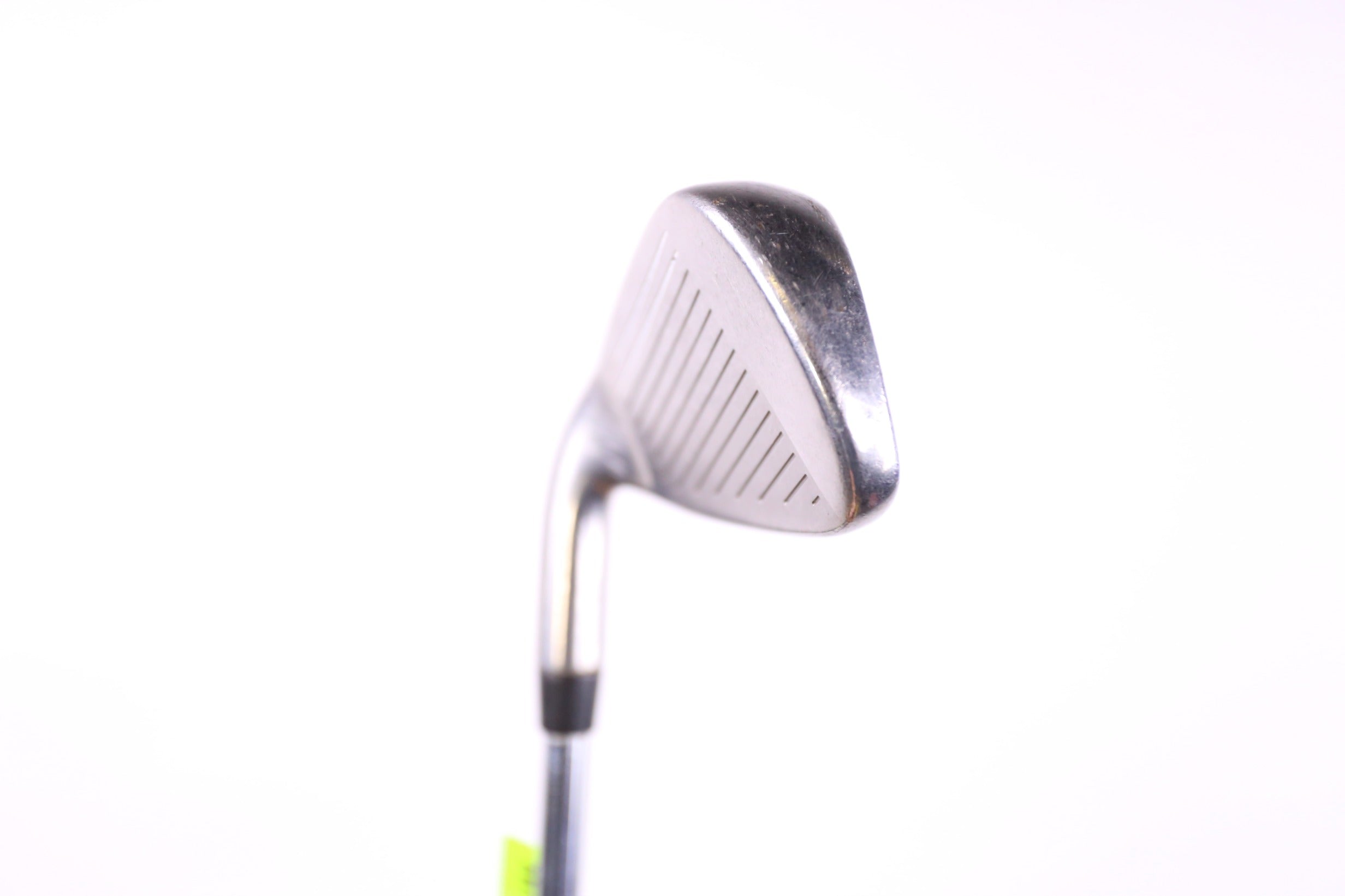 Used Callaway Rogue 6 Iron Right Handed Golf Club - Regular Flex Steel Shaft for Men | Perfect for Practice & Game Improvement on Driving Range or Course