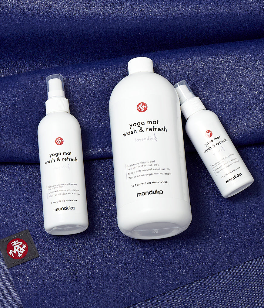 Manduka Yoga Mat Cleaner 8oz (237ml) - Natural & Eco-Friendly Yoga Mat Spray for Deep Cleaning & Refreshing - Perfect for Home, Studio & Travel Use
