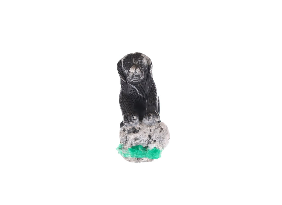 Natural Colombian Emerald Rough Crystal Dog Sculpture - Handcrafted Gemstone Figurine for Home Decor, Feng Shui, and Jewelry Making
