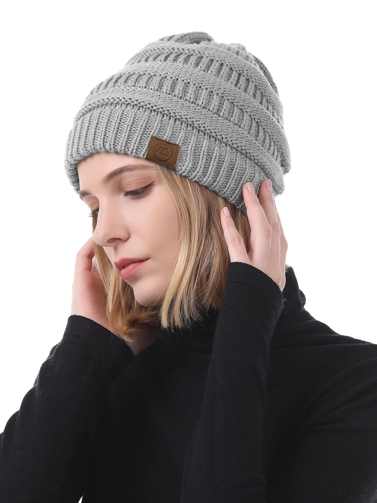 Women's Winter Hats 4-Pack - Chunky Knit Slouchy Beanie Caps for Cold Weather | Cozy Fashion Accessories for Outdoor Activities, Skiing, and Daily Winter Wear