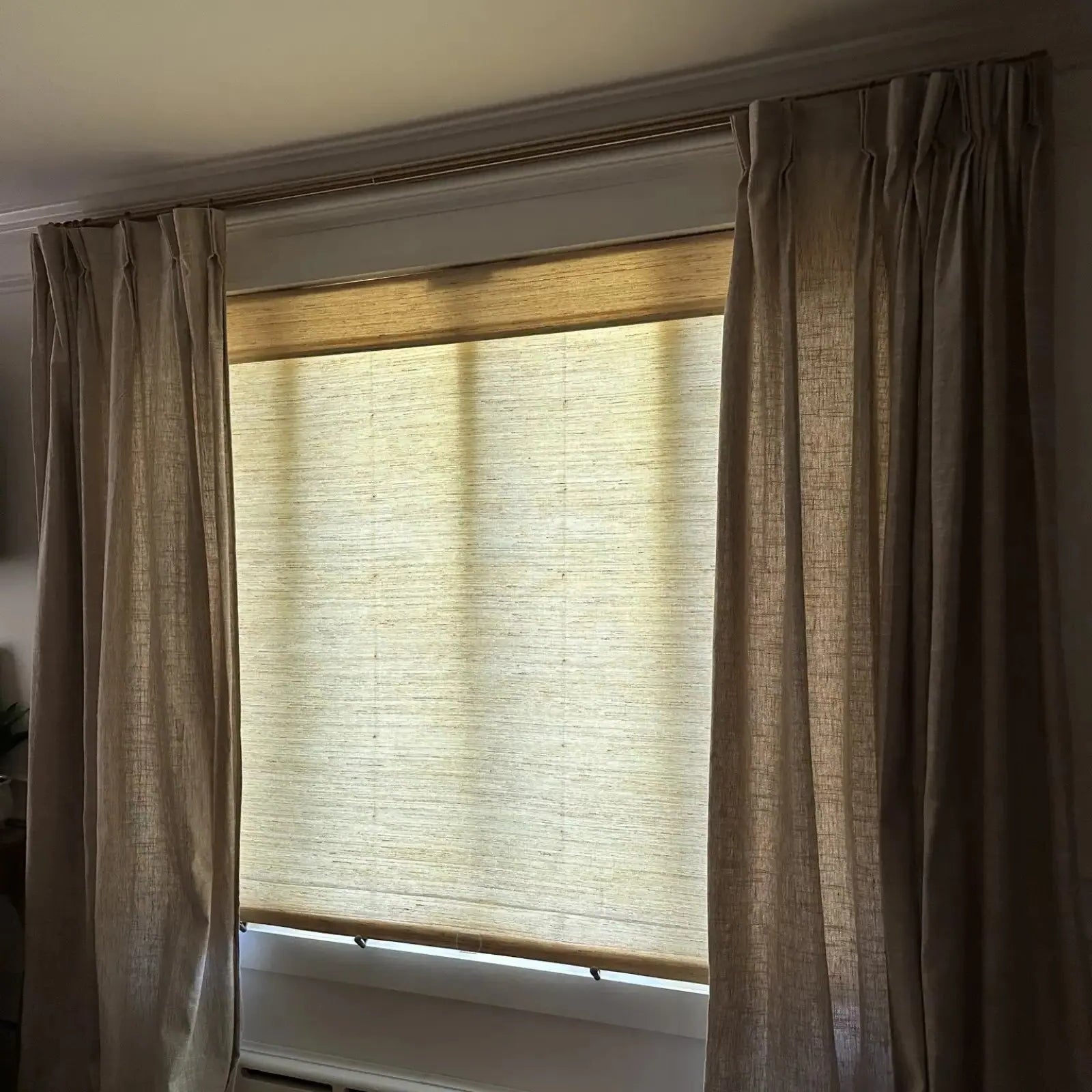 Natural Ramie Bamboo Woven Window Shade - Eco-Friendly Cashew Color Sun Blinds for Living Room & Bedroom