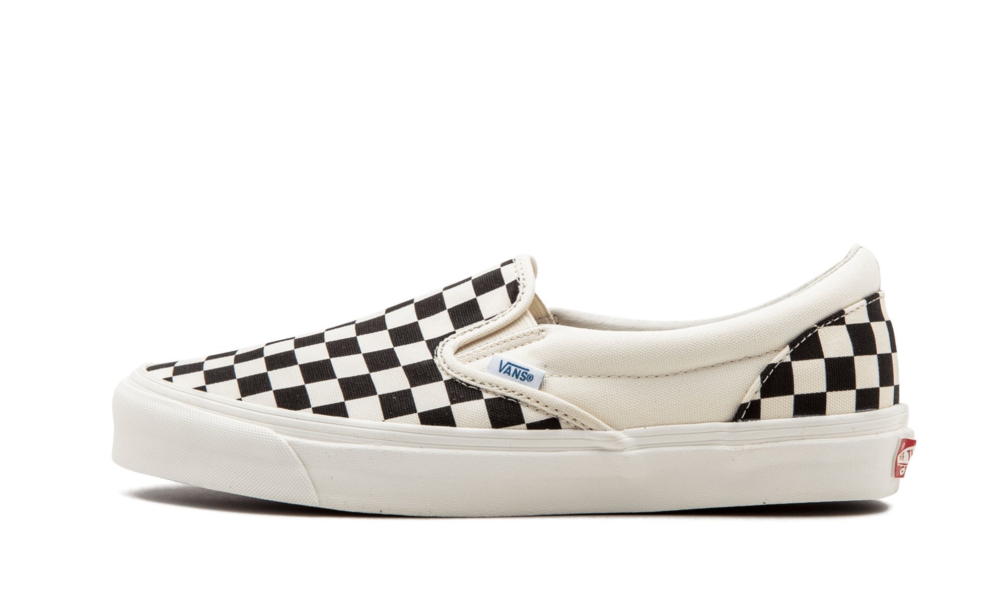 Vans Men's Classic Sneakers - Comfortable Skate Shoes for Casual Wear & Street Style | Perfect for Skating, Walking & Everyday Fashion