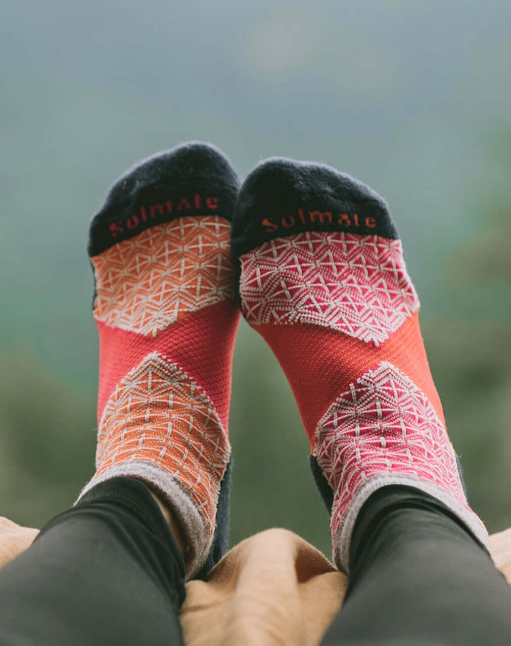 Premium Merino Wool Ankle Socks for Men & Women - Moisture Wicking, Odor Resistant, Breathable Hiking & Running Socks for Outdoor Activities & Daily Wear