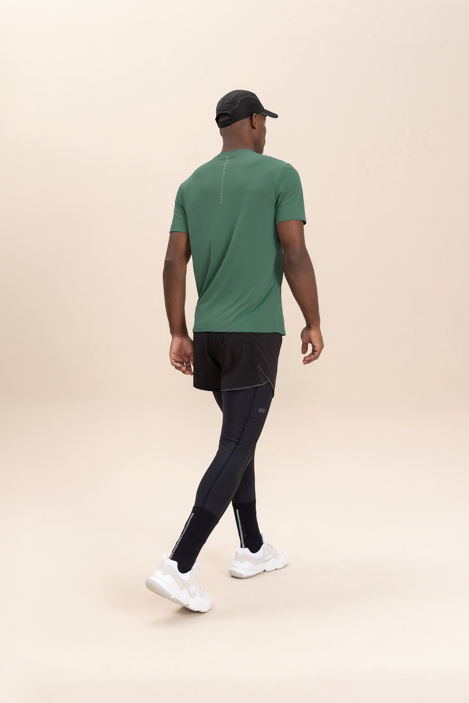 Comfy Link Pea Men's T-Shirt - Soft Cotton Casual Tee for Everyday Wear | Perfect for Outings, Gaming & Relaxing at Home