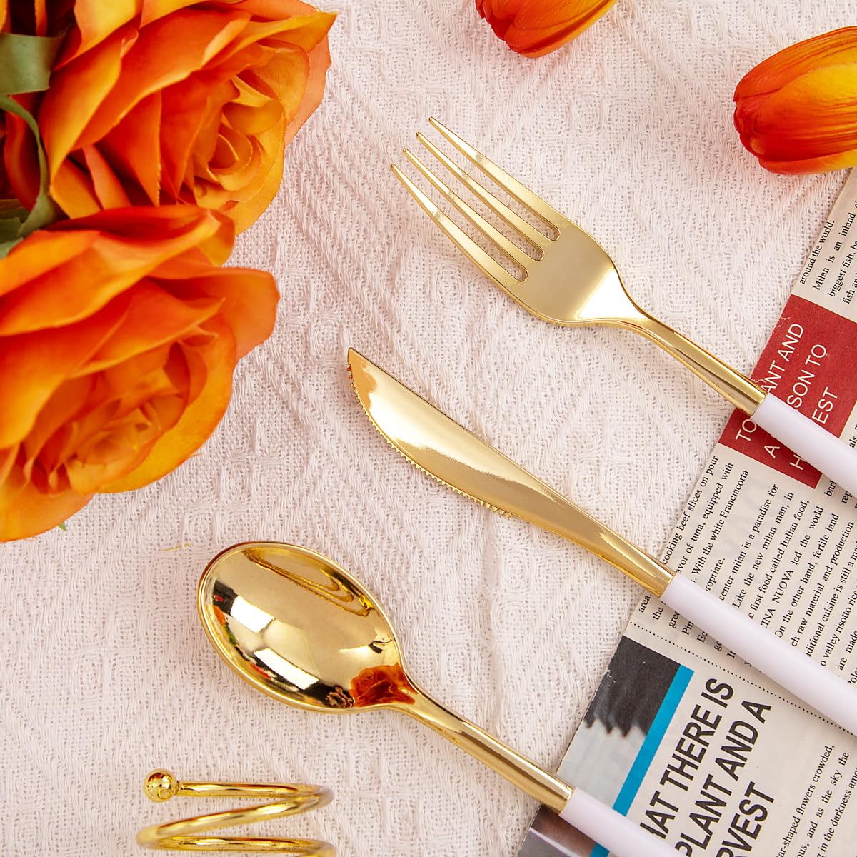 96 Pcs Gold Plastic Silverware Set - Disposable Gold Utensils with White Handle (32 Knives, 64 Spoons & Forks) for Wedding, Party, Catering & Events - Elegant Disposable Cutlery for Special Occasions