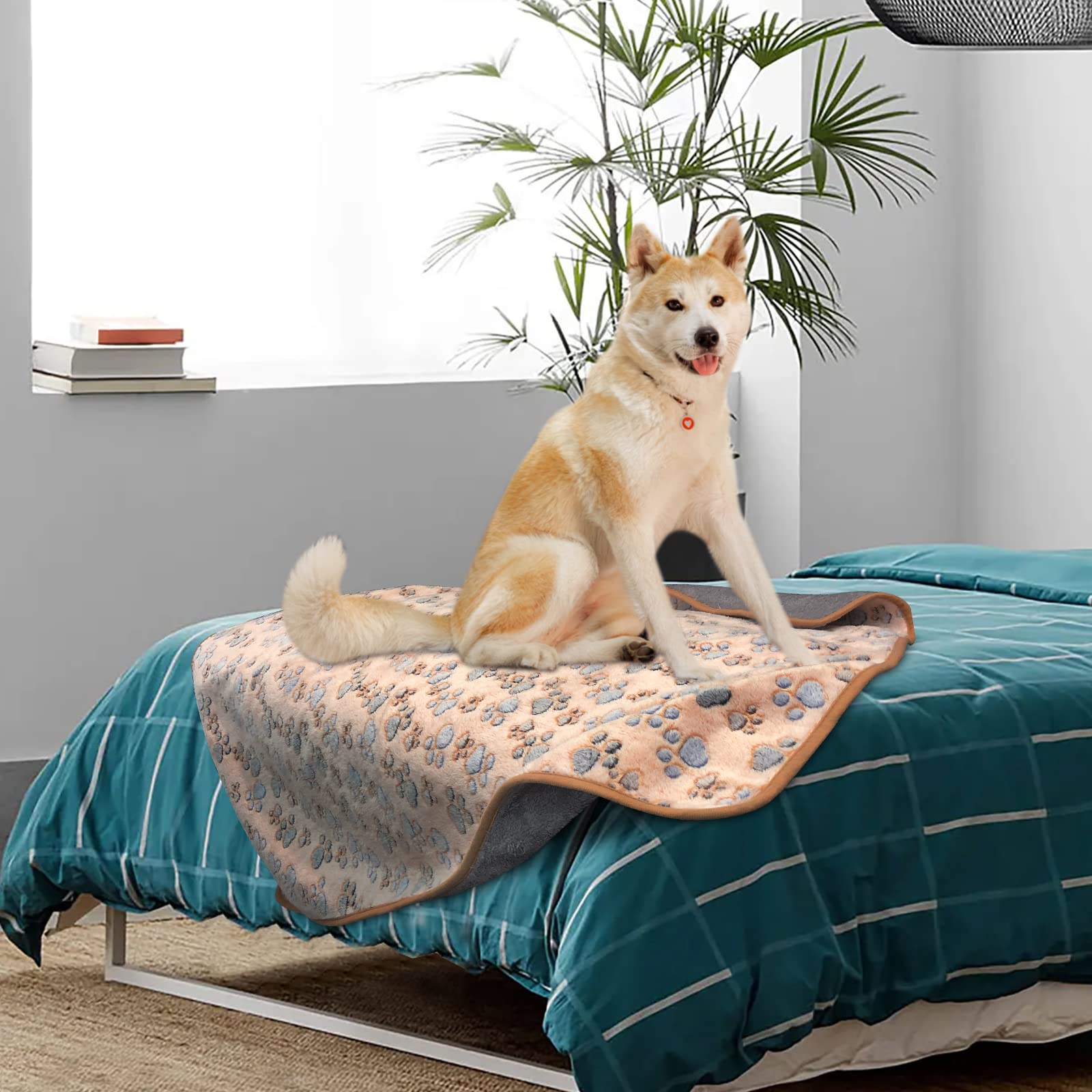 **YUEPET Waterproof Dog Blankets - 2 Pack Washable Fleece Flannel Blankets for Medium & Large Dogs (40