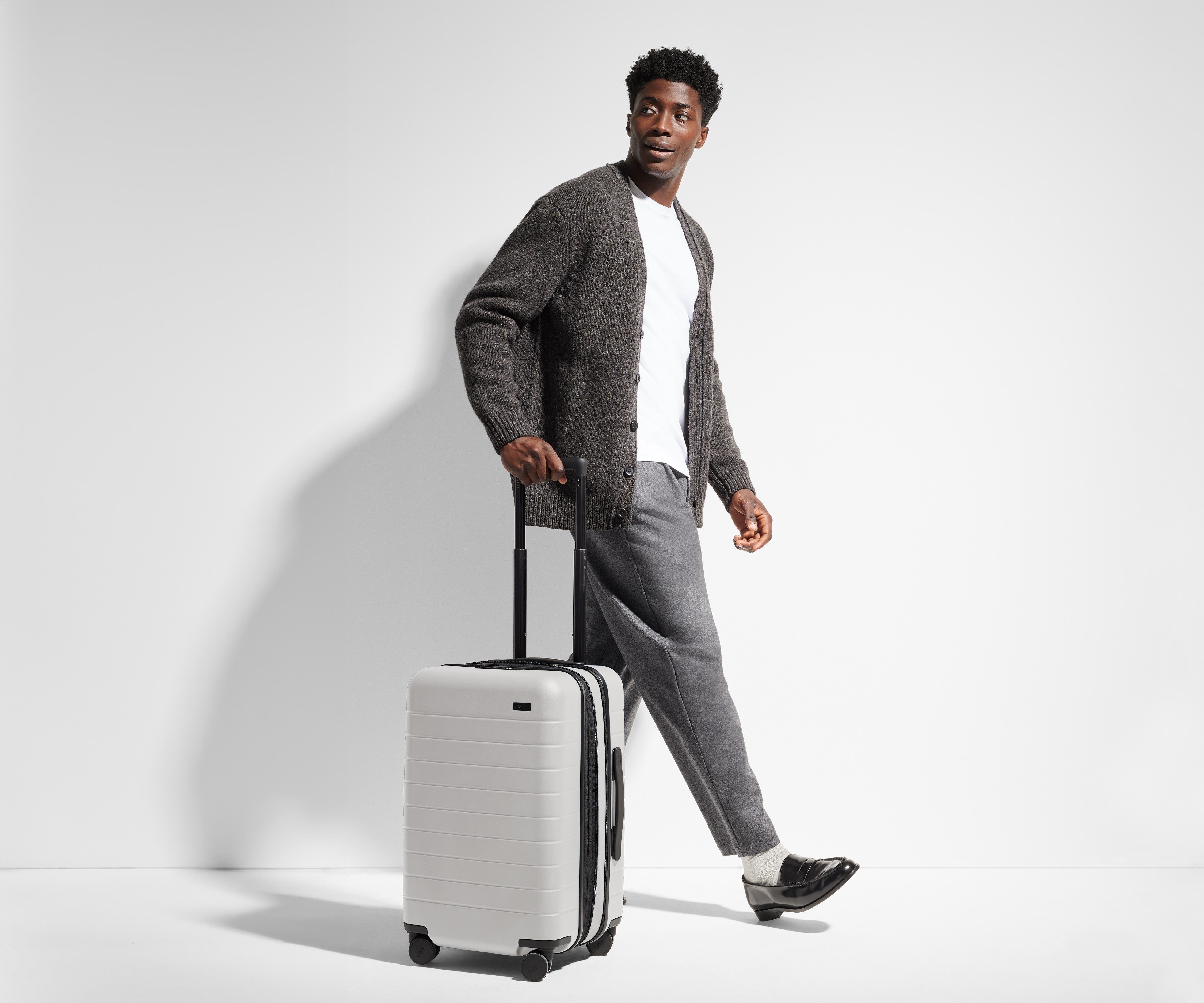 The Carry On Flex in Cloud Gray - Lightweight Expandable Luggage for Travel, Business & Weekend Getaways - Perfect for Airplane Overhead Bins & Road Trips